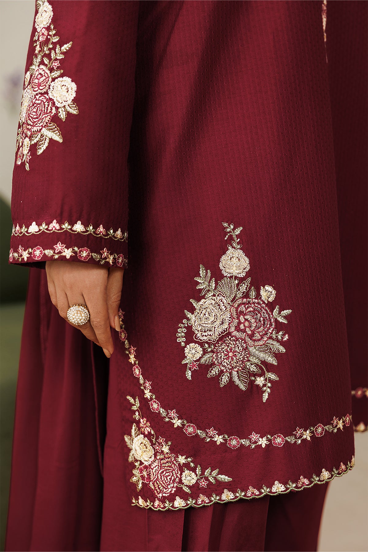 EMBROIDERED JACQUARD PR-1263