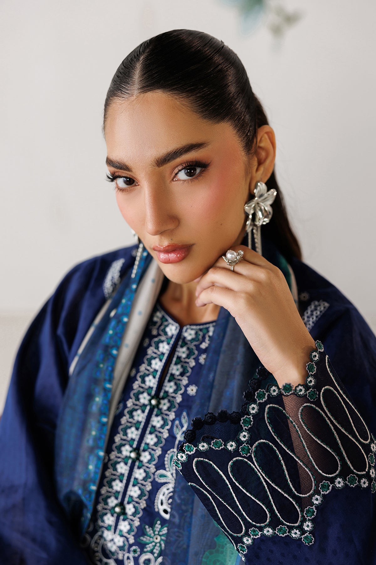 EMBROIDERED JACQUARD PR-1251