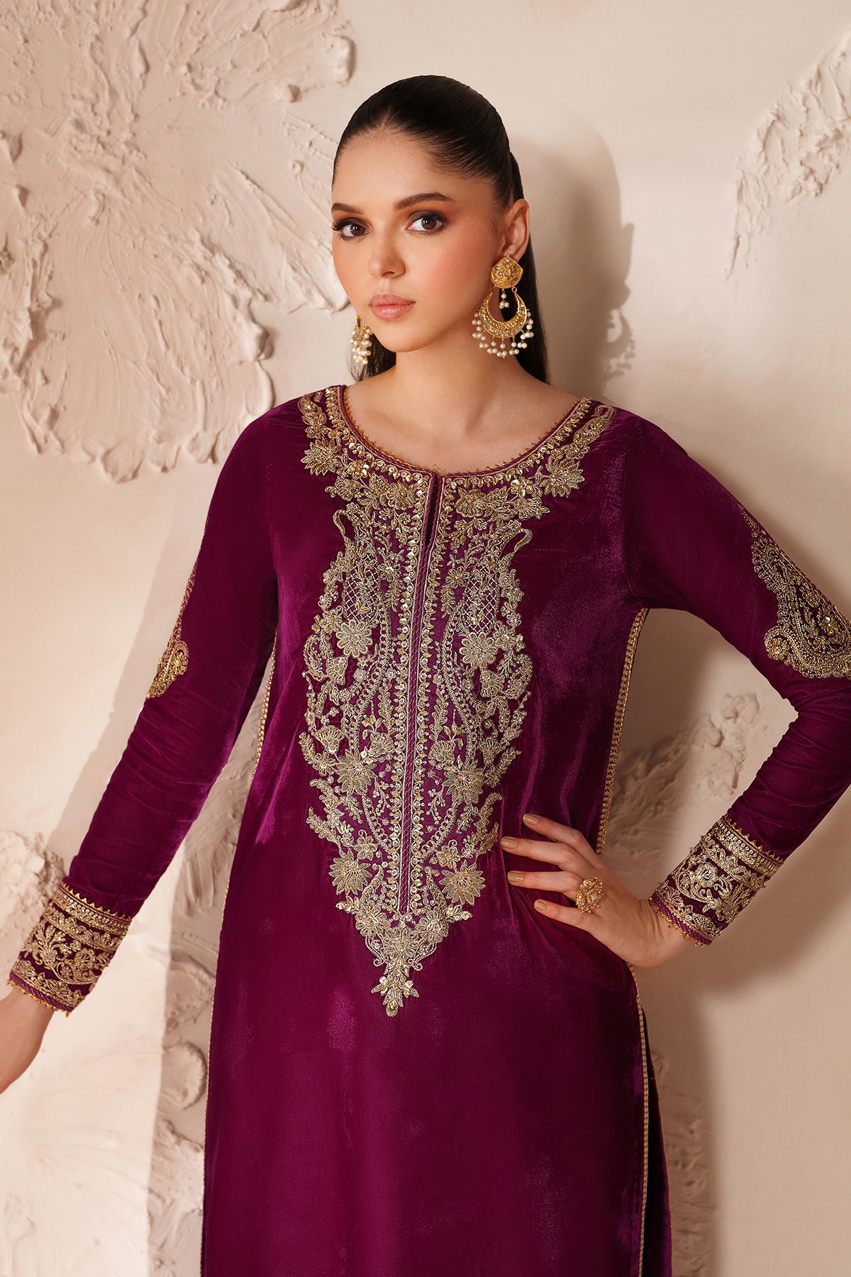 EMBROIDERED VELVET PR-1205