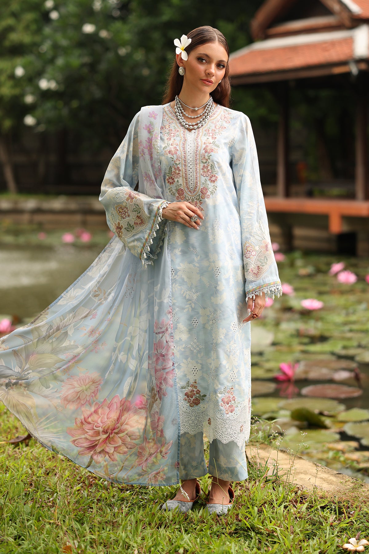 EMBROIDERED LAWN SF-4250