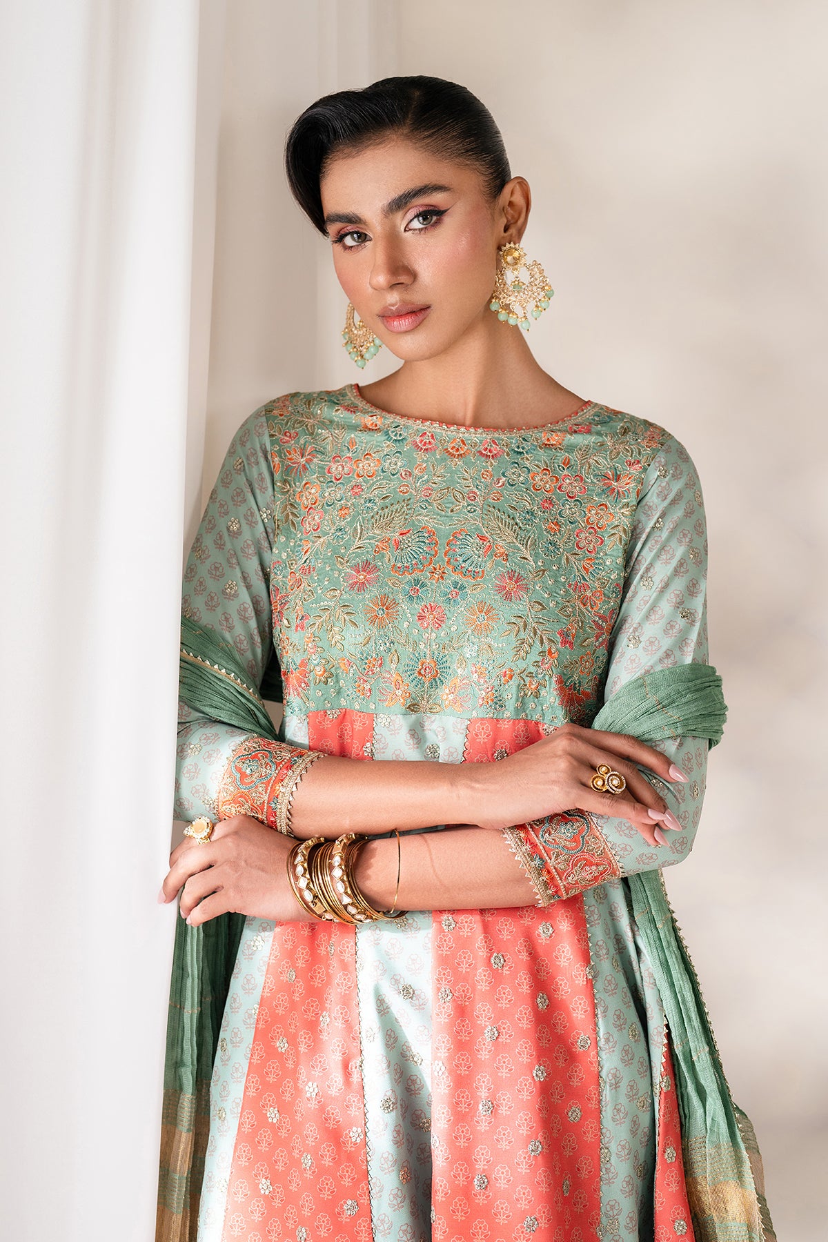 EMBROIDERED SILK UF-4141