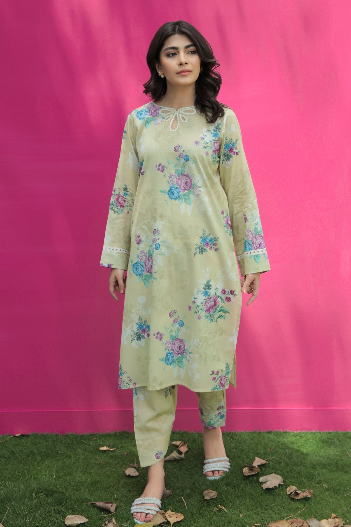 EMBROIDERED LAWN SF-209