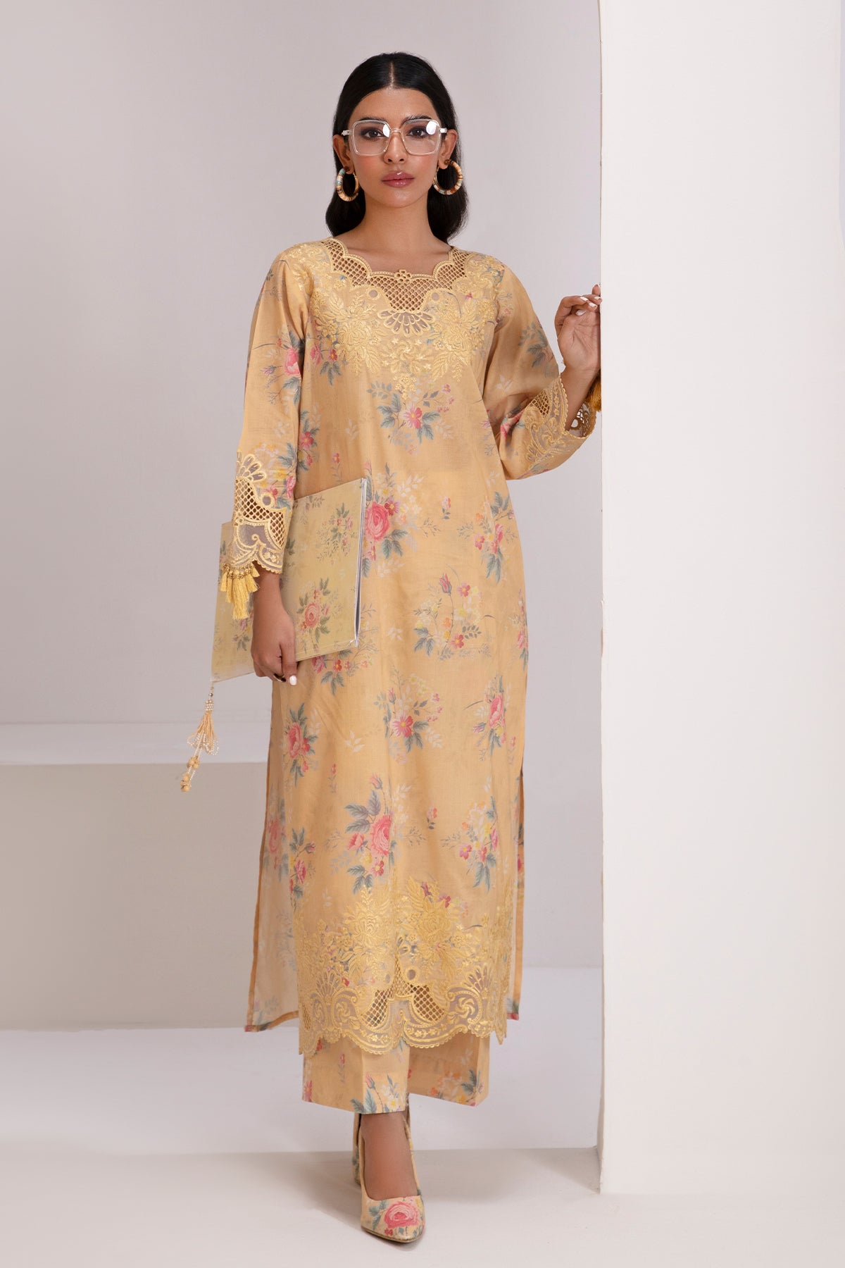 EMBROIDERED LAWN PR-807