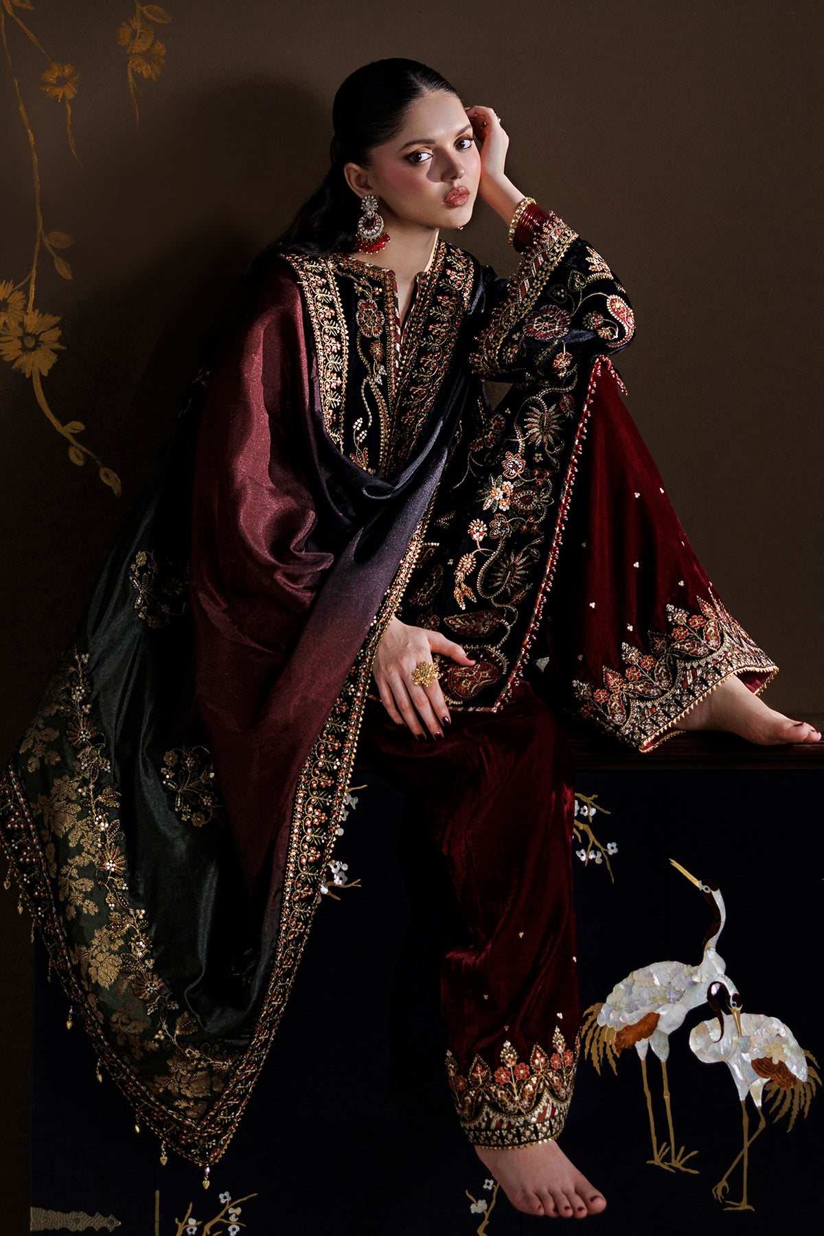 EMBROIDERED VELVET UF-4547