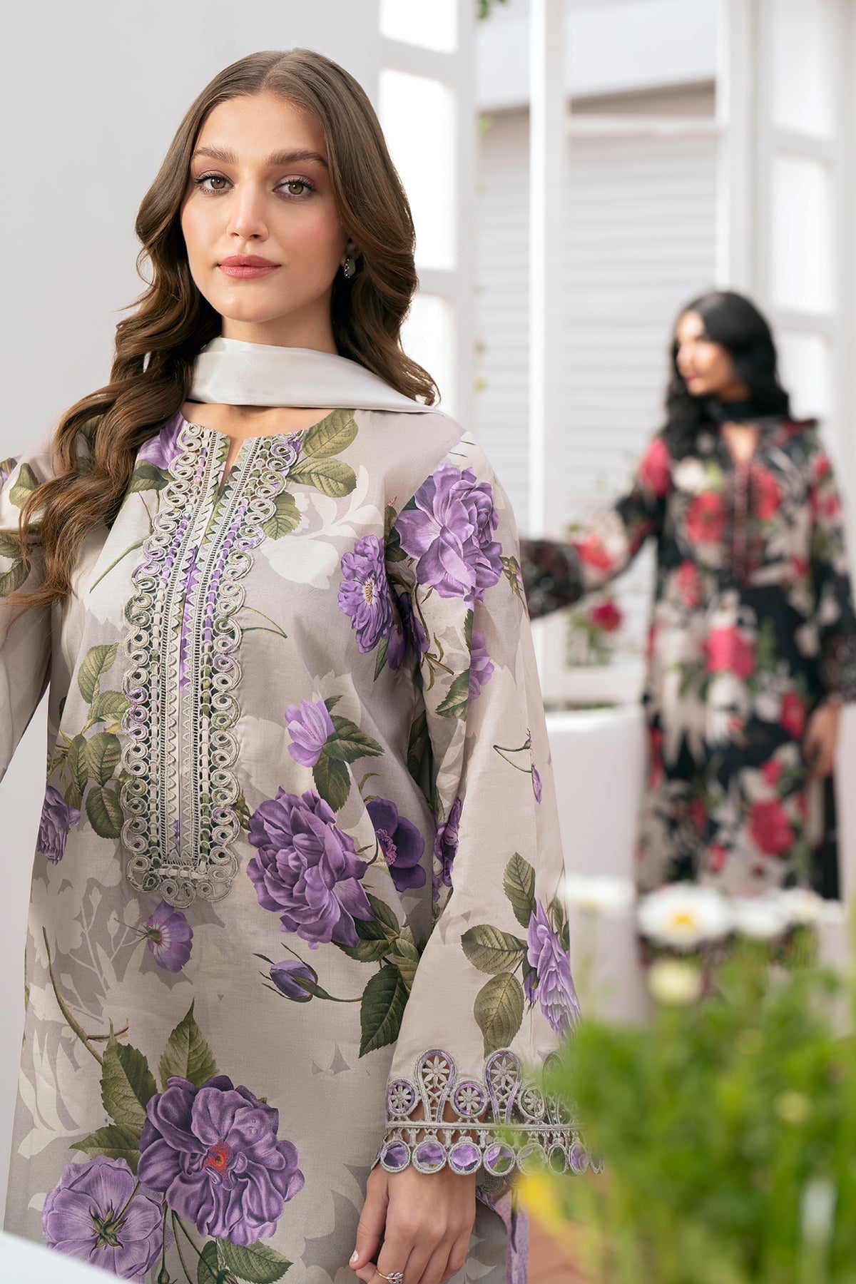 EMBROIDERED LAWN SF-532