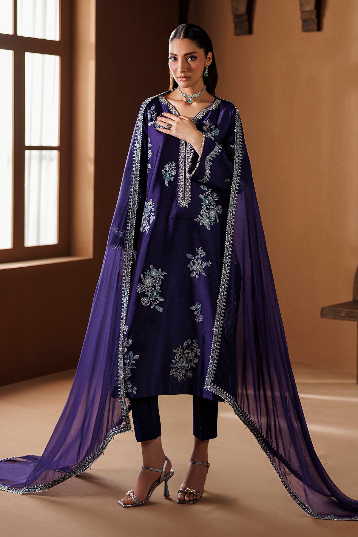 EMBROIDERED SHEESHA SILK PR-1284