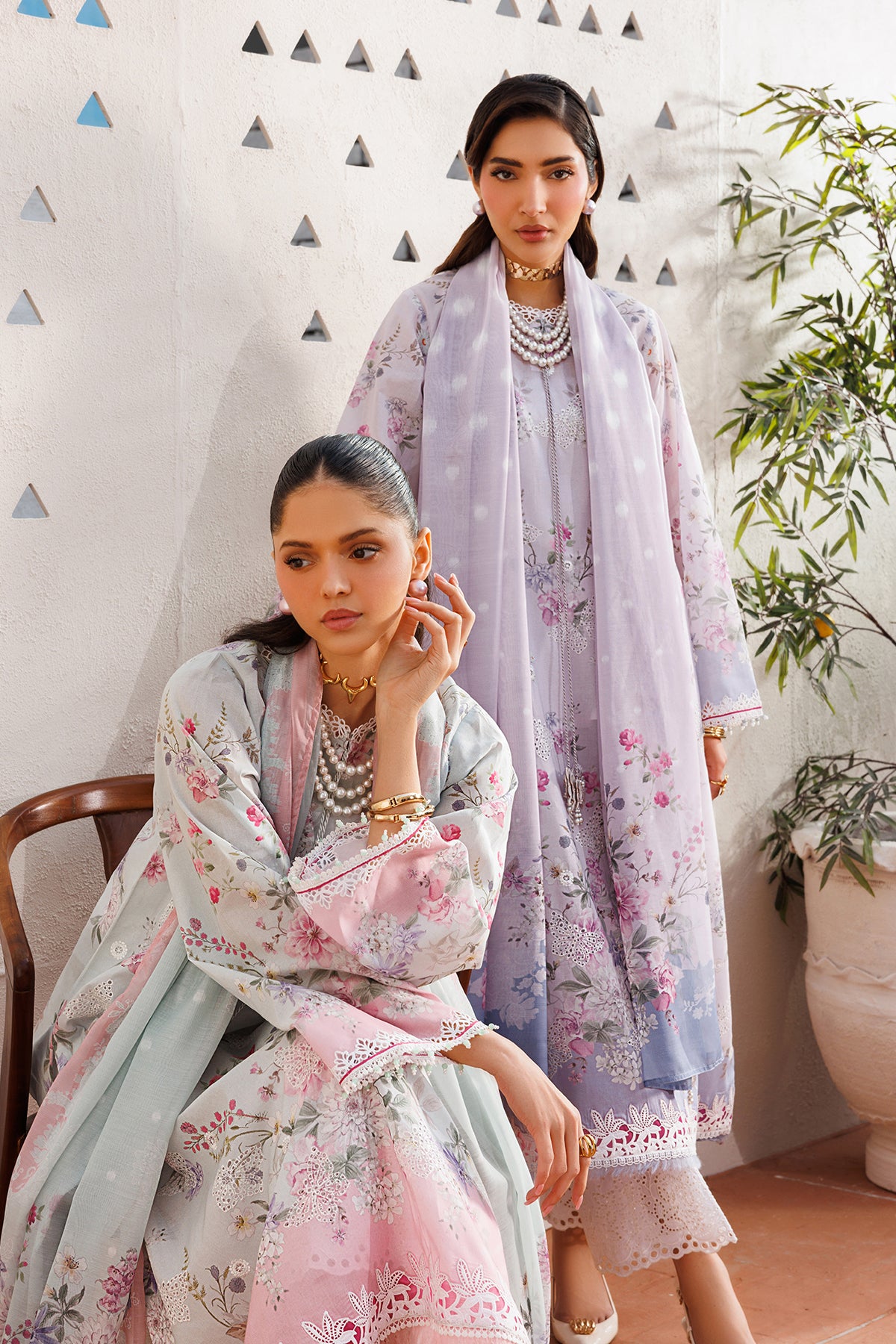 EMBROIDERED LAWN UF-4395