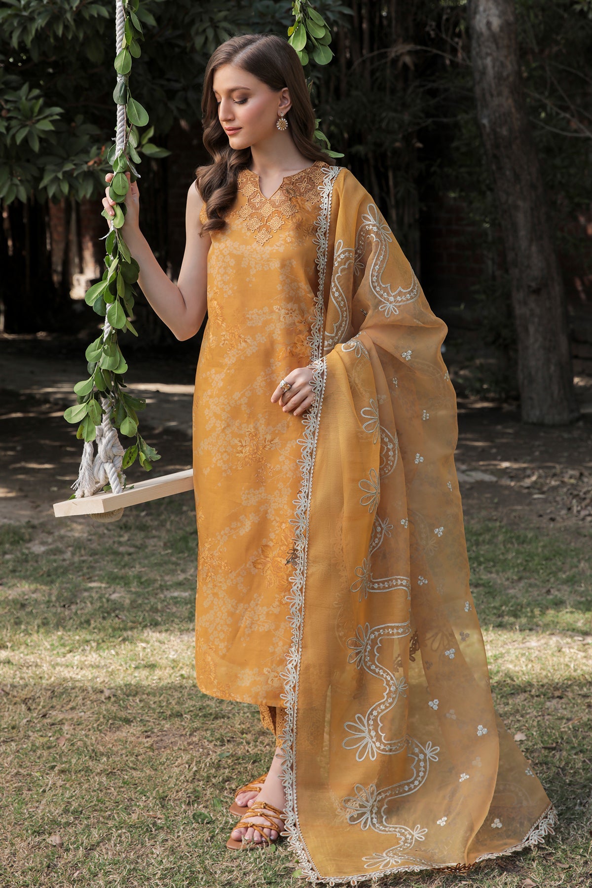 EMBROIDERED LAWN SF-321