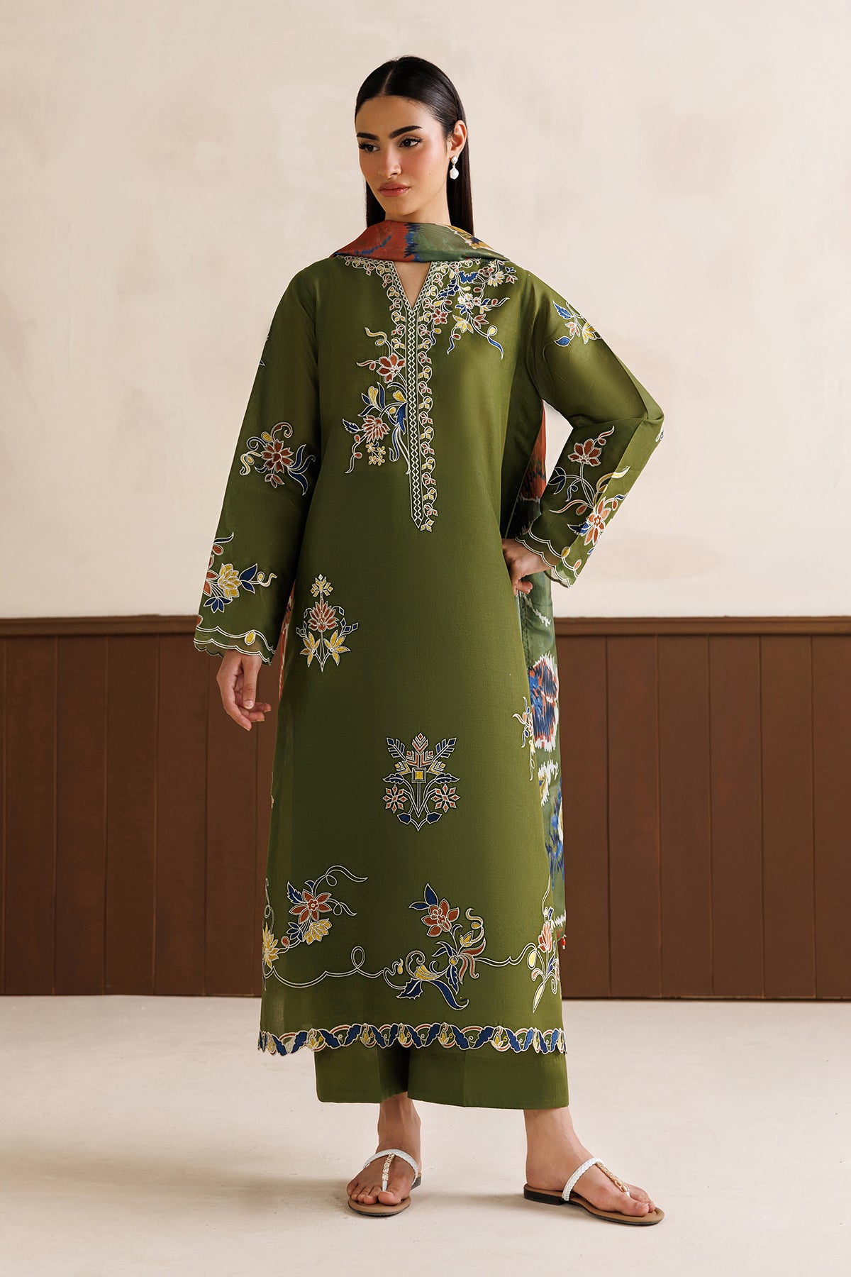 EMBROIDERED LAWN SF-4472