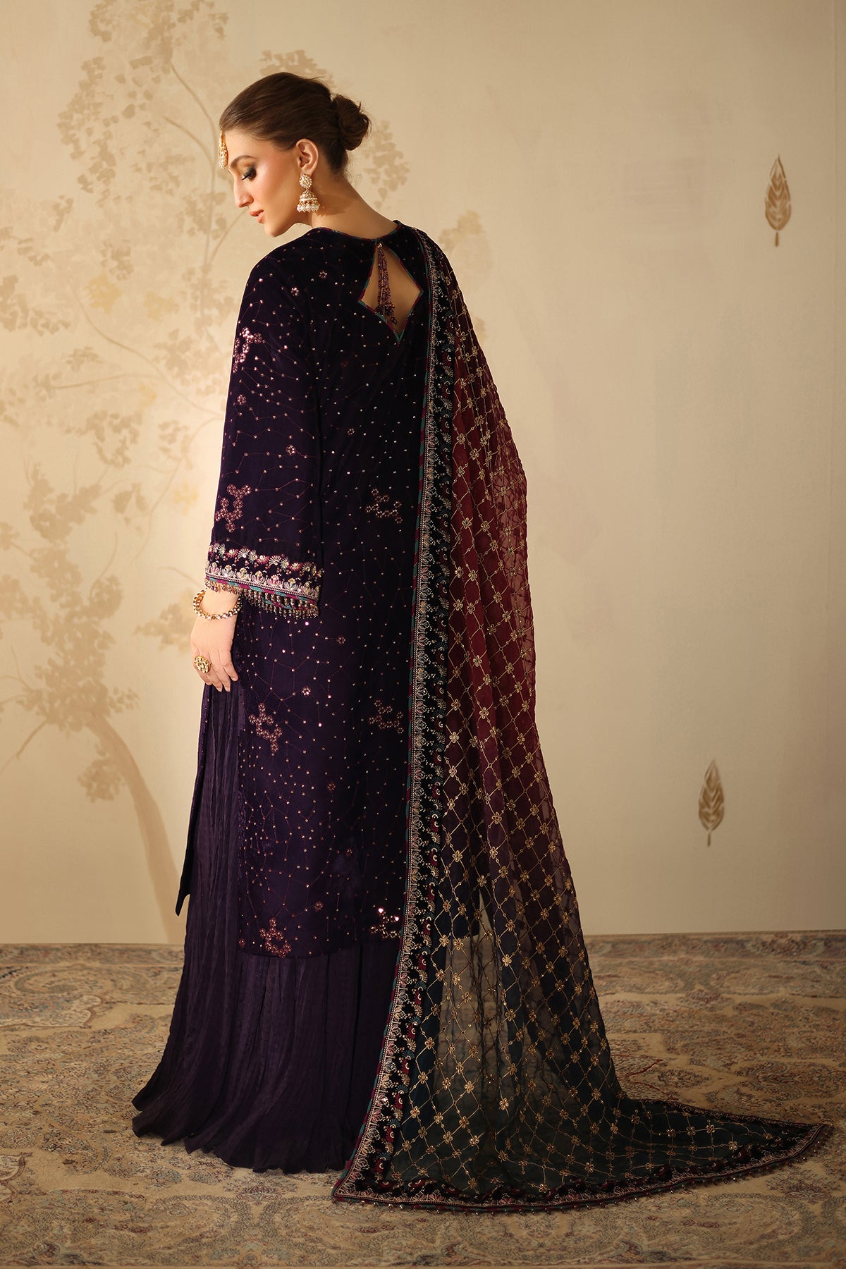 EMBROIDERED VELVET SF-4319