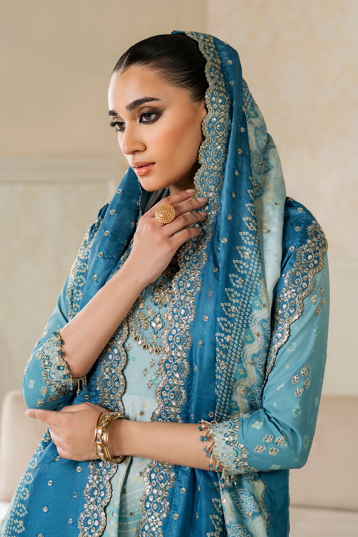 EMBROIDERED SILK UF-4162