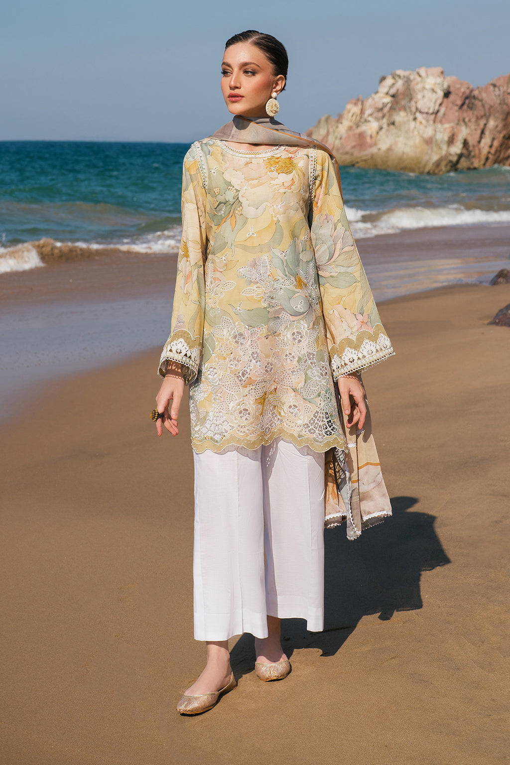Baroque EMBROIDERED PRINTED LAWN SF-4120, view 1