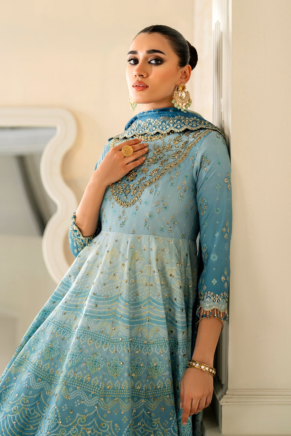 EMBROIDERED SILK UF-4162