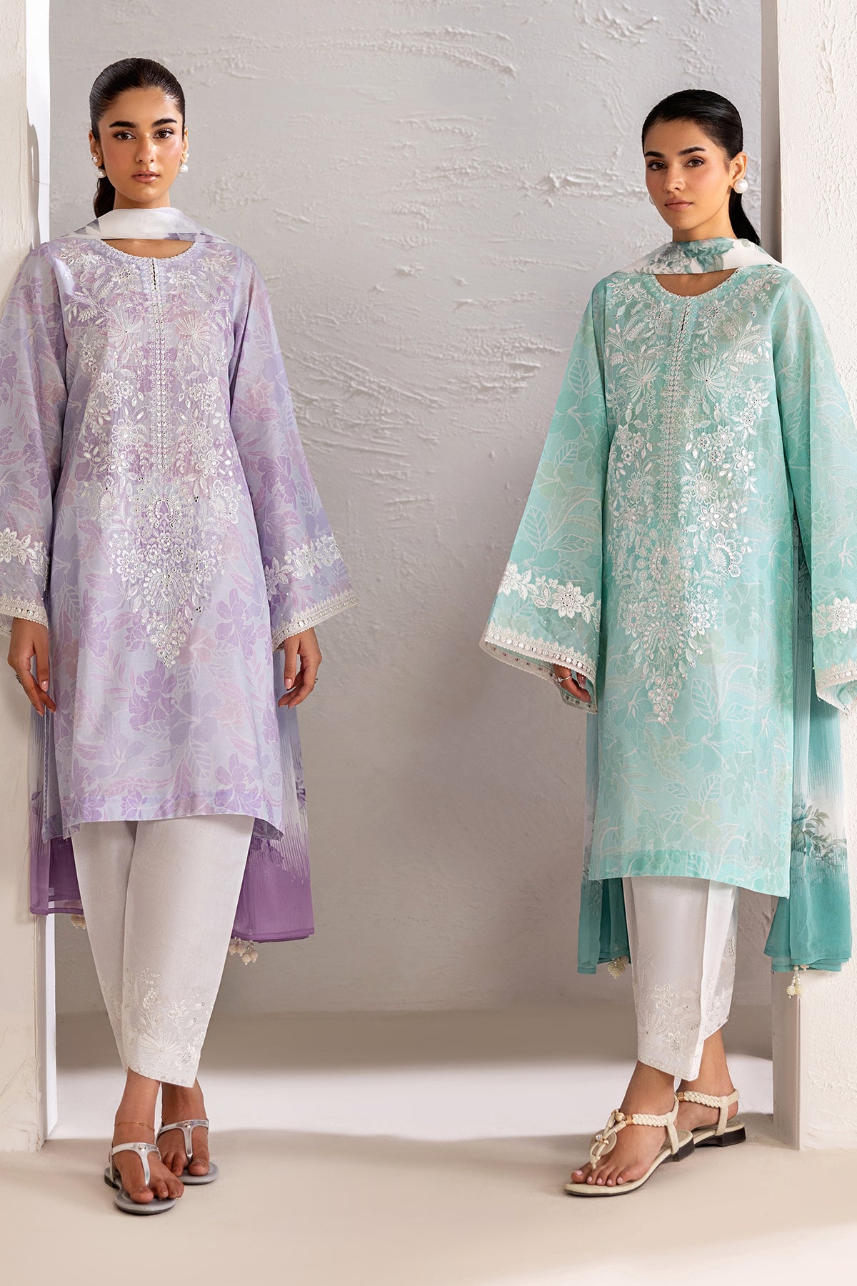 EMBROIDERED LAWN UF-4450