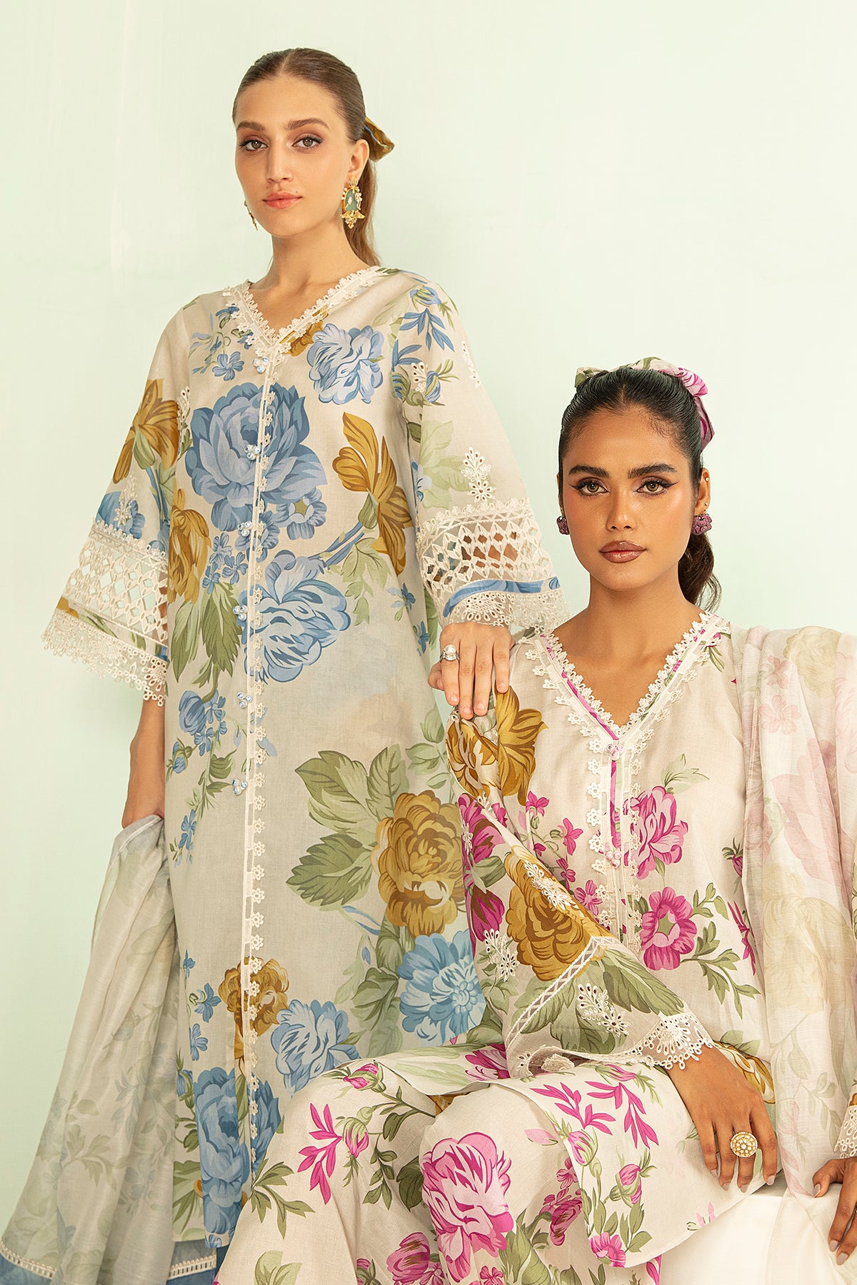 EMBROIDERED LAWN UF-402