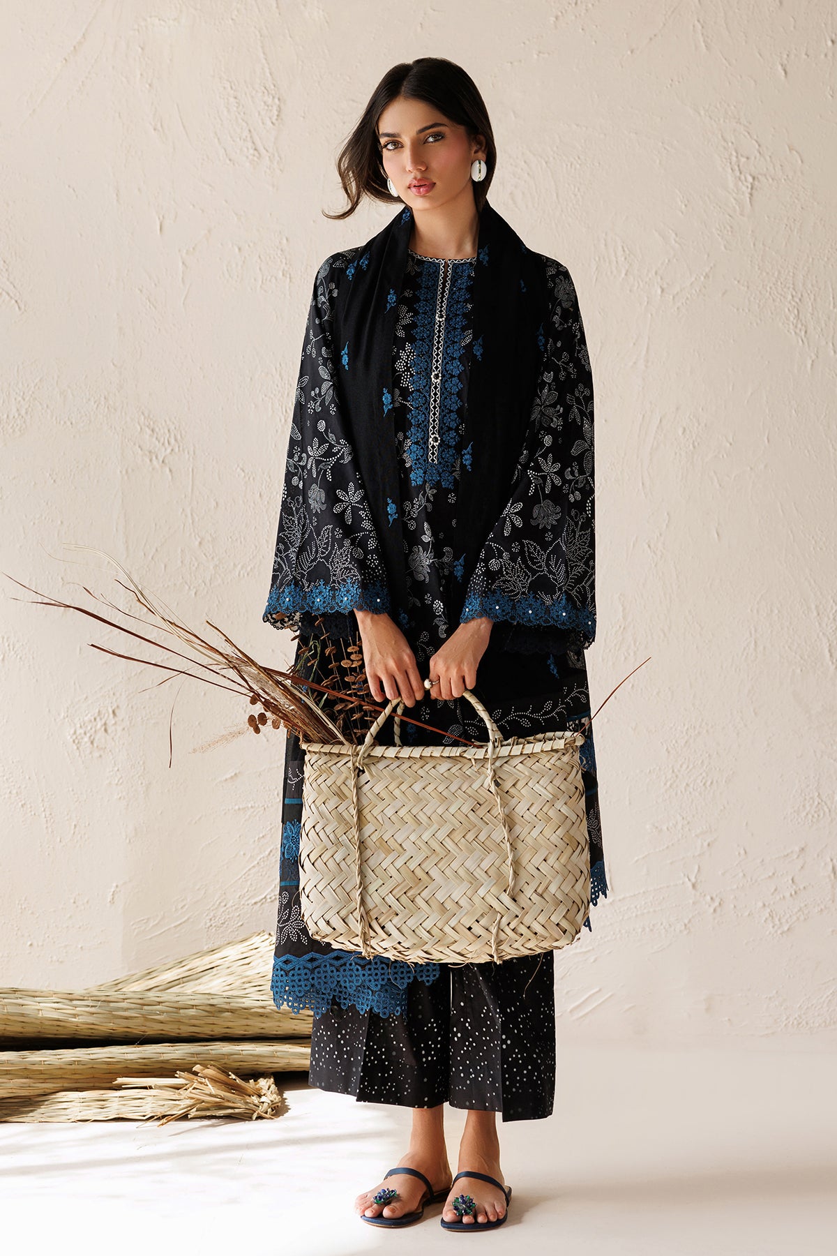 EMBROIDERED LAWN SF-4518