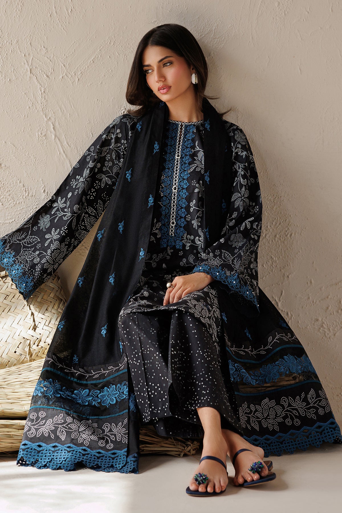 EMBROIDERED LAWN SF-4518