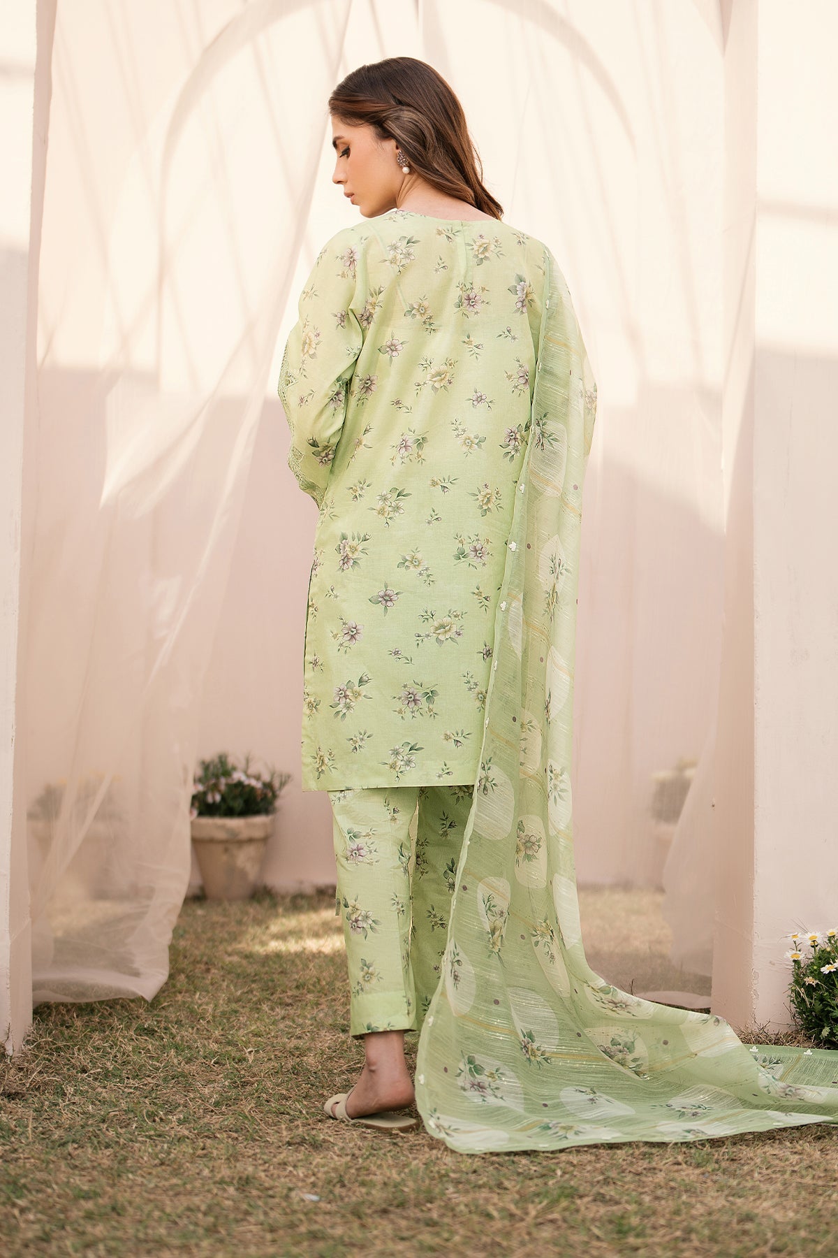 EMBROIDERED PRINTED LAWN SF-595