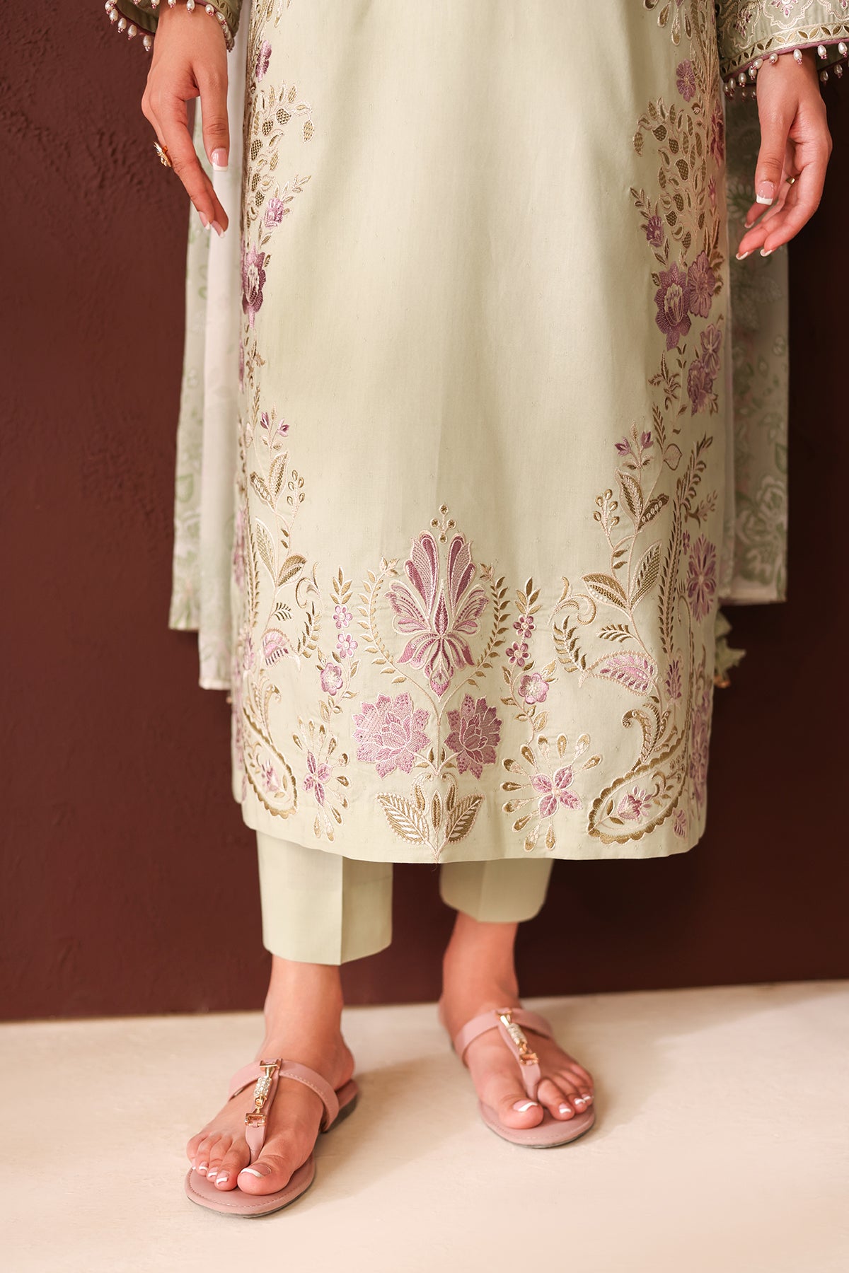 EMBROIDERED LAWN SF-4482
