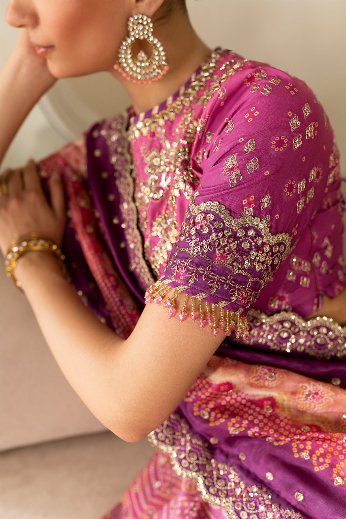 EMBROIDERED SILK UF-4163