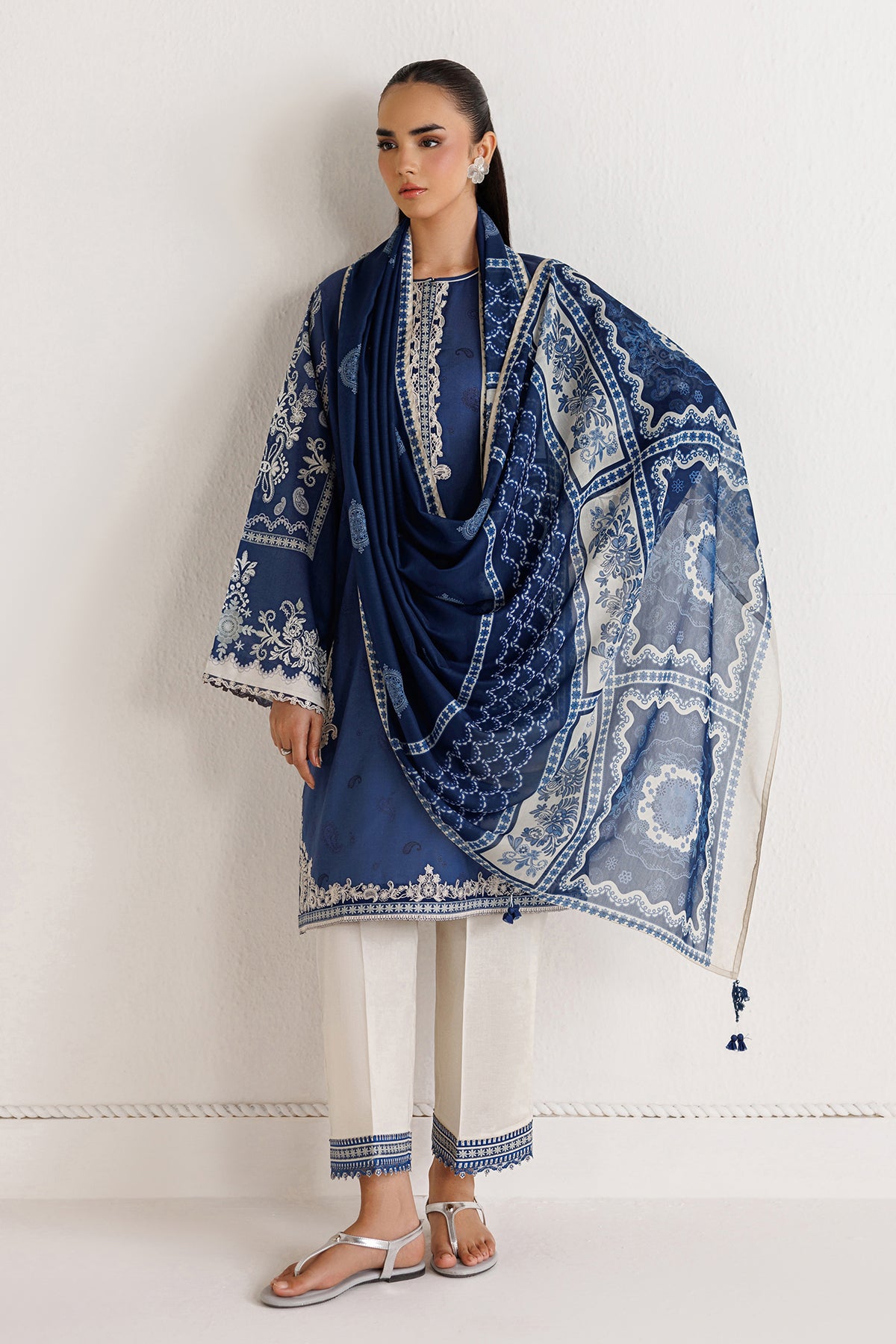 EMBROIDERED LAWN SF-4494
