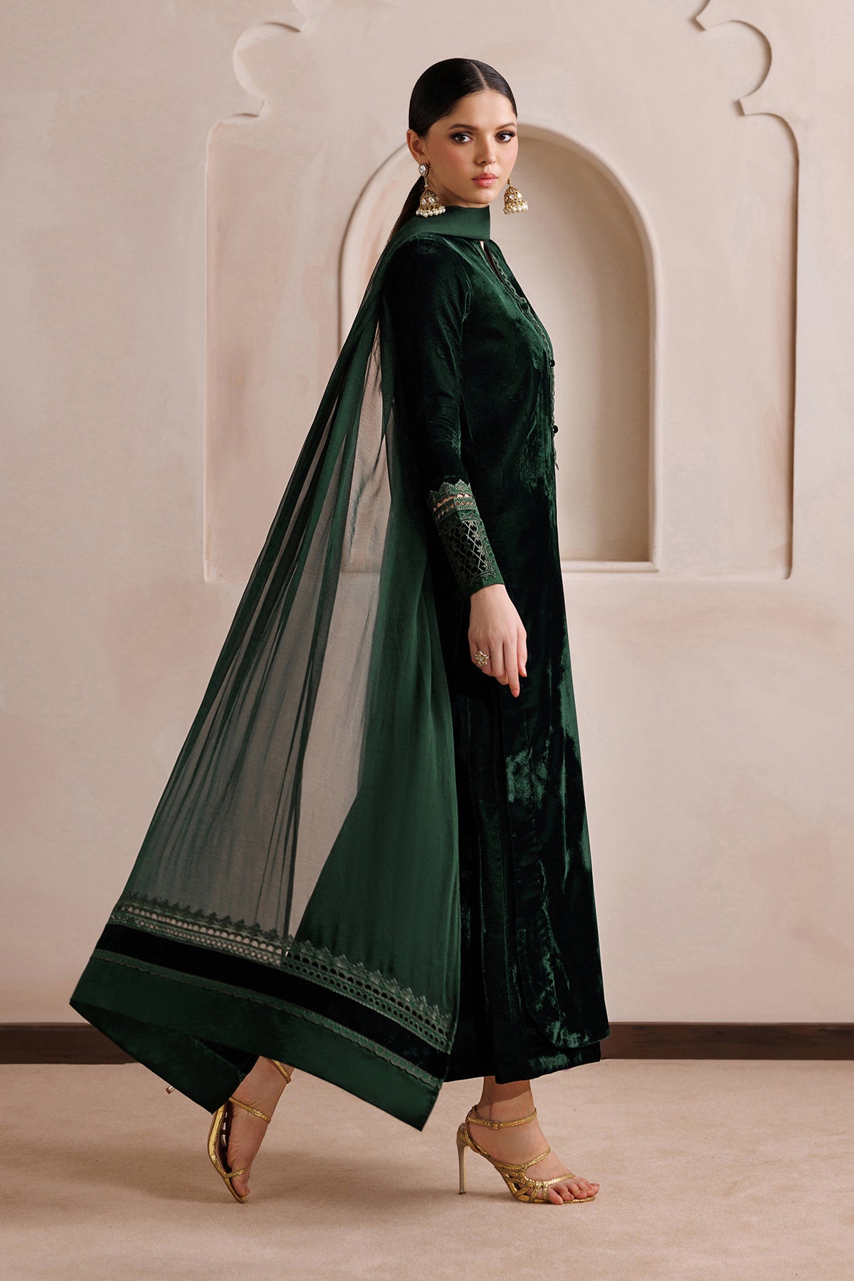 EMBROIDERED CHIFFON DUPATTA-125