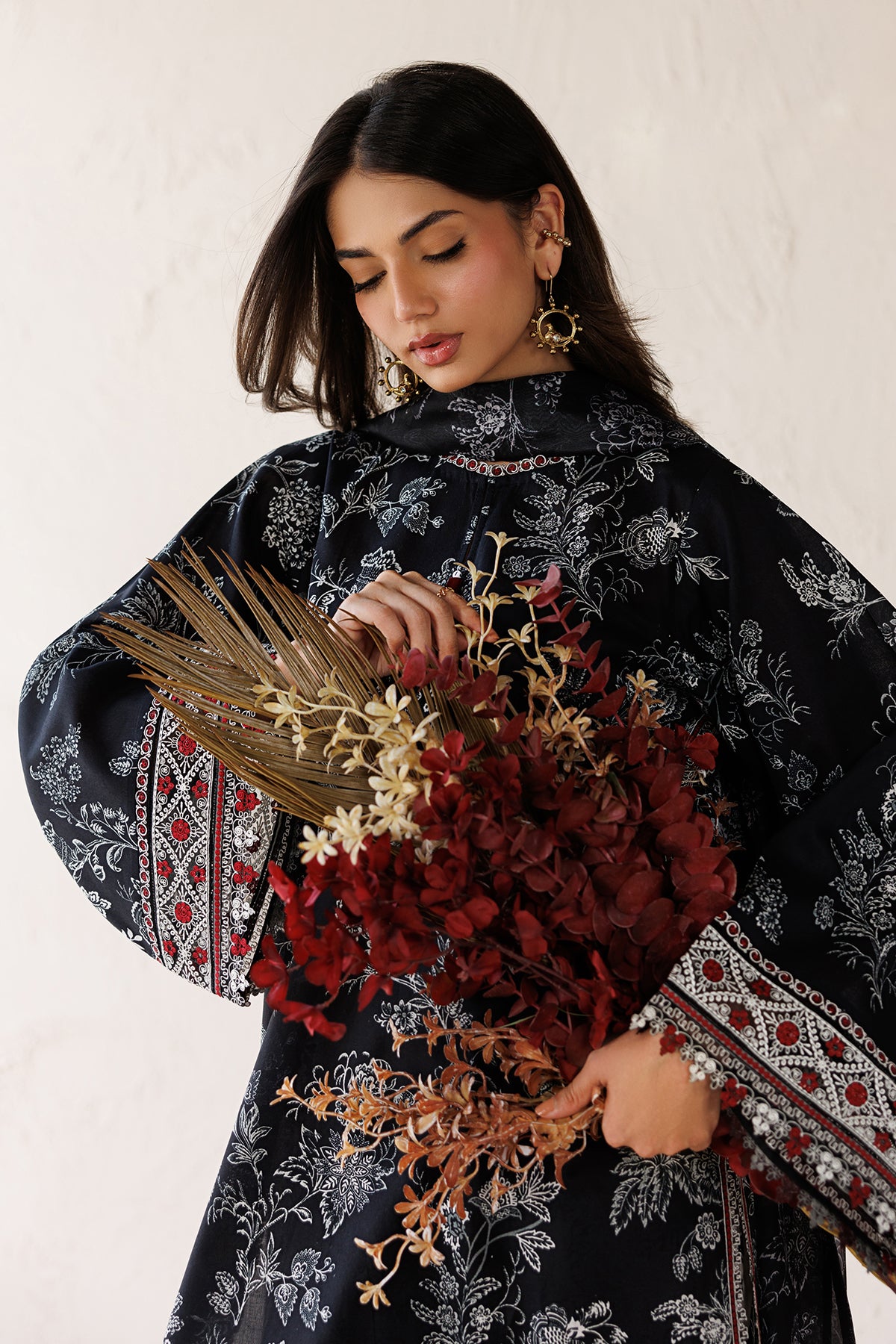 EMBROIDERED LAWN SF-4514
