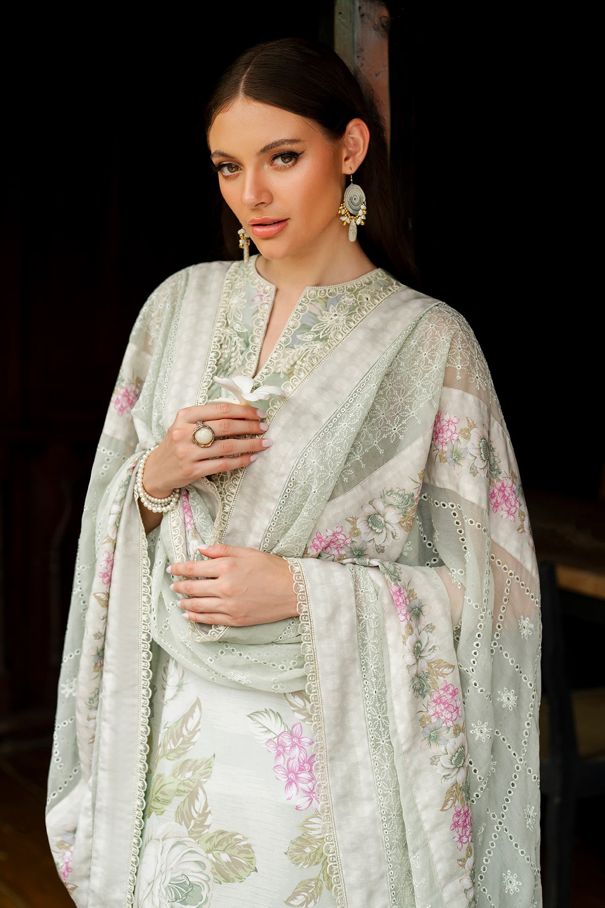 EMBROIDERED LAWN UF-4269