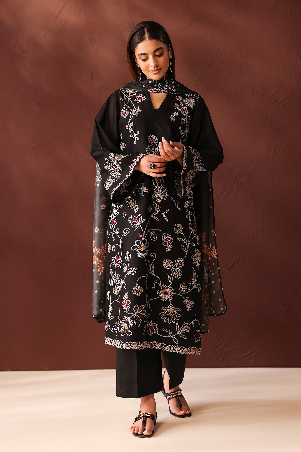 EMBROIDERED LAWN SF-4483
