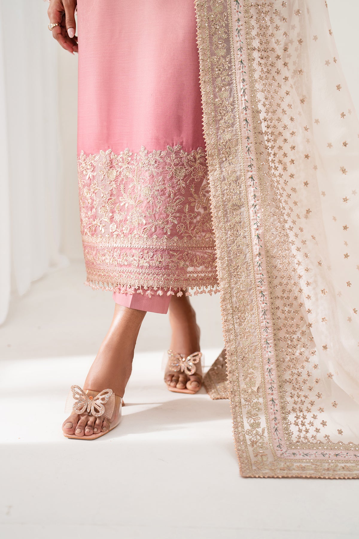 EMBROIDERED CHIFFON SF-4135