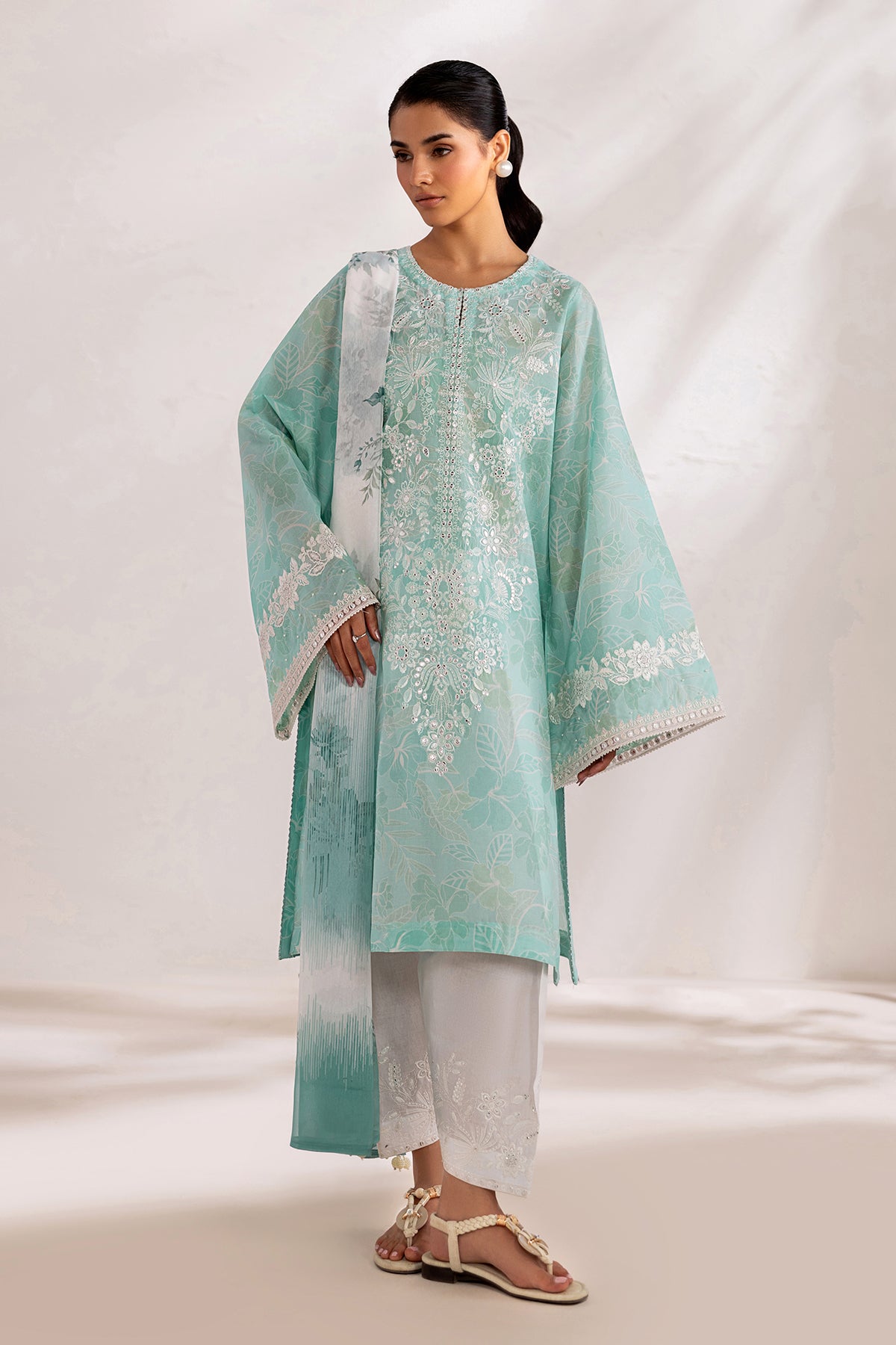 EMBROIDERED LAWN UF-4451