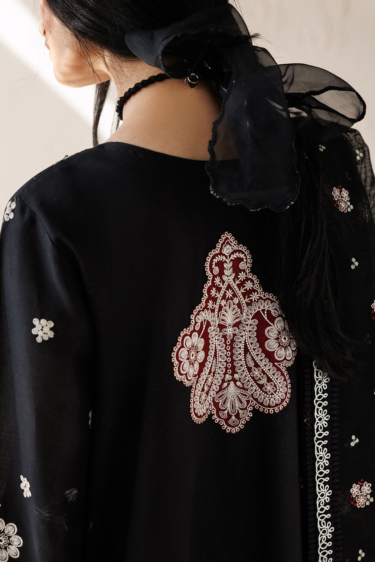 EMBROIDERED LAWN SF-4519