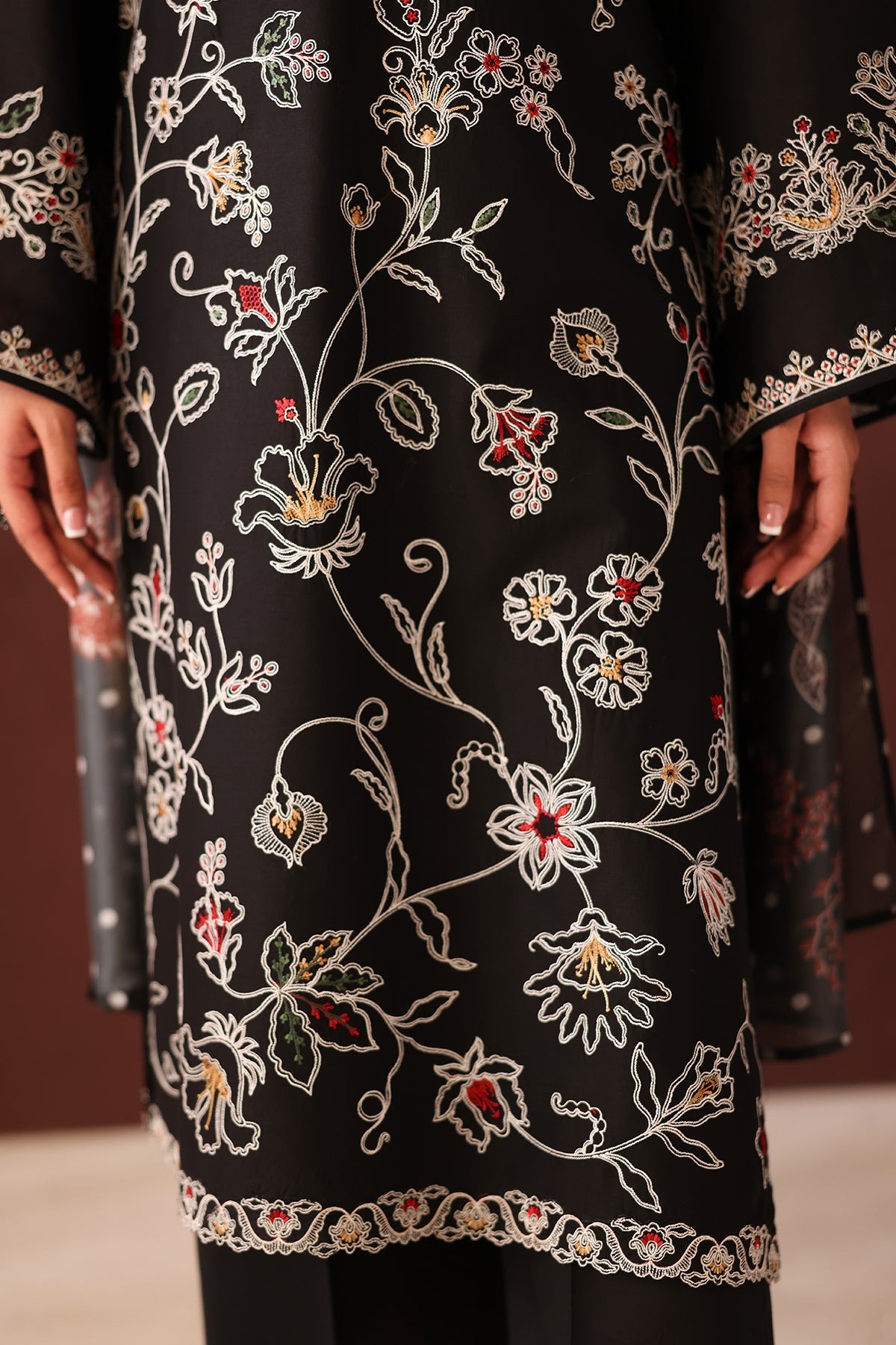 EMBROIDERED LAWN SF-4483