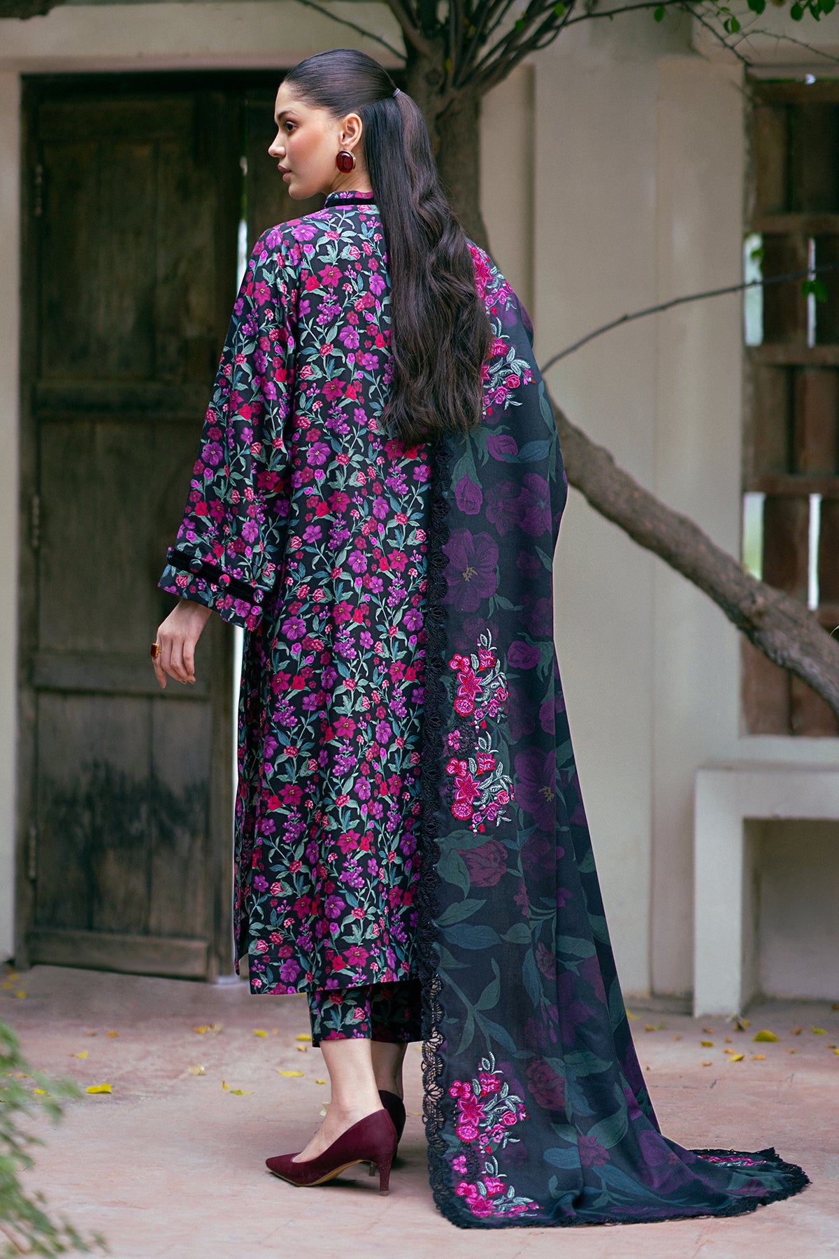 EMBROIDERED VISCOSE SF-766