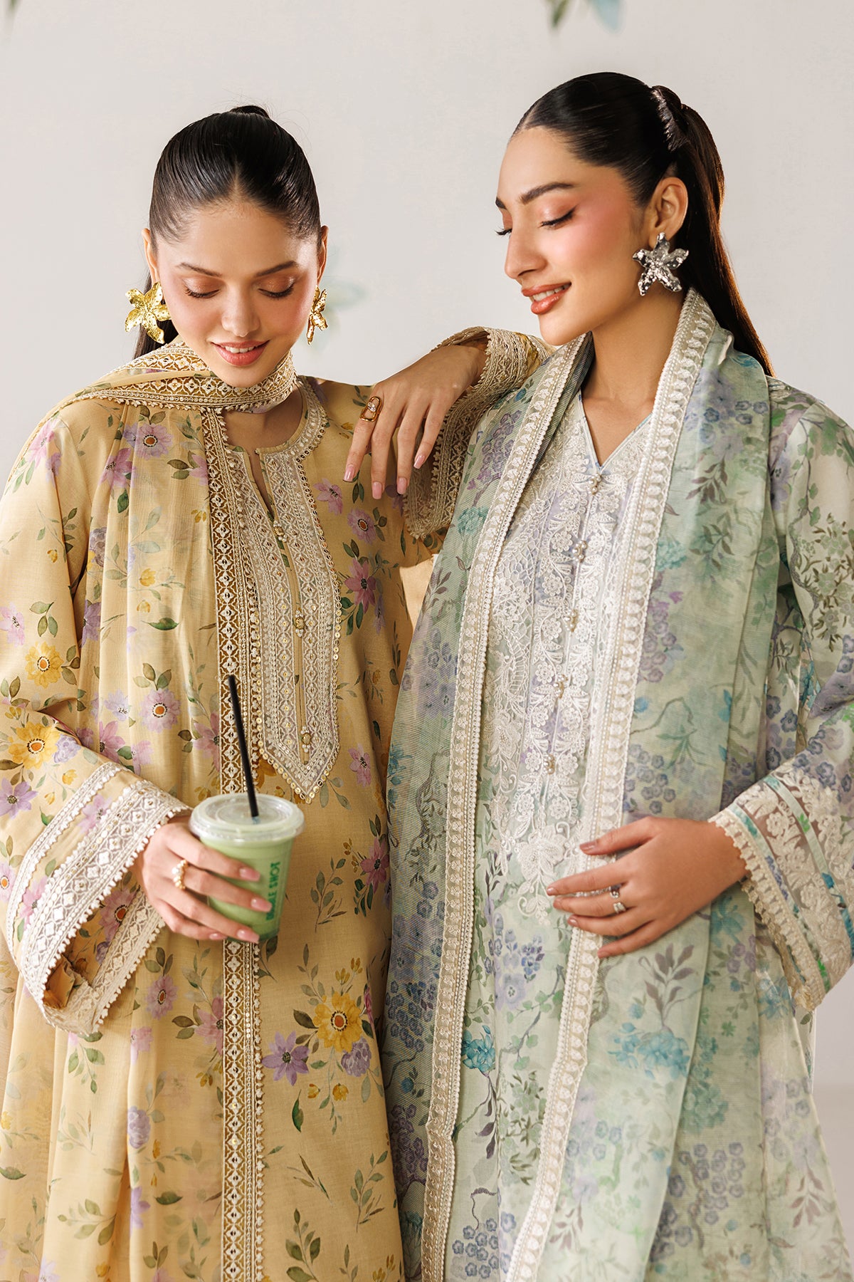 EMBROIDERED LAWN UF-4417