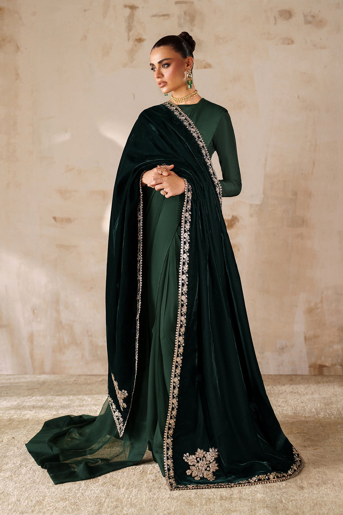 EMBROIDERED VELVET SHAWL VS-59