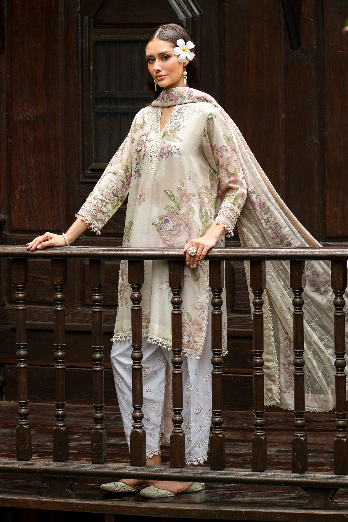 EMBROIDERED LAWN UF-4270