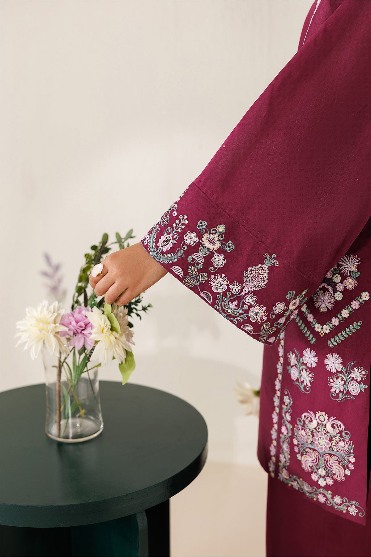 EMBROIDERED JACQUARD PR-1267