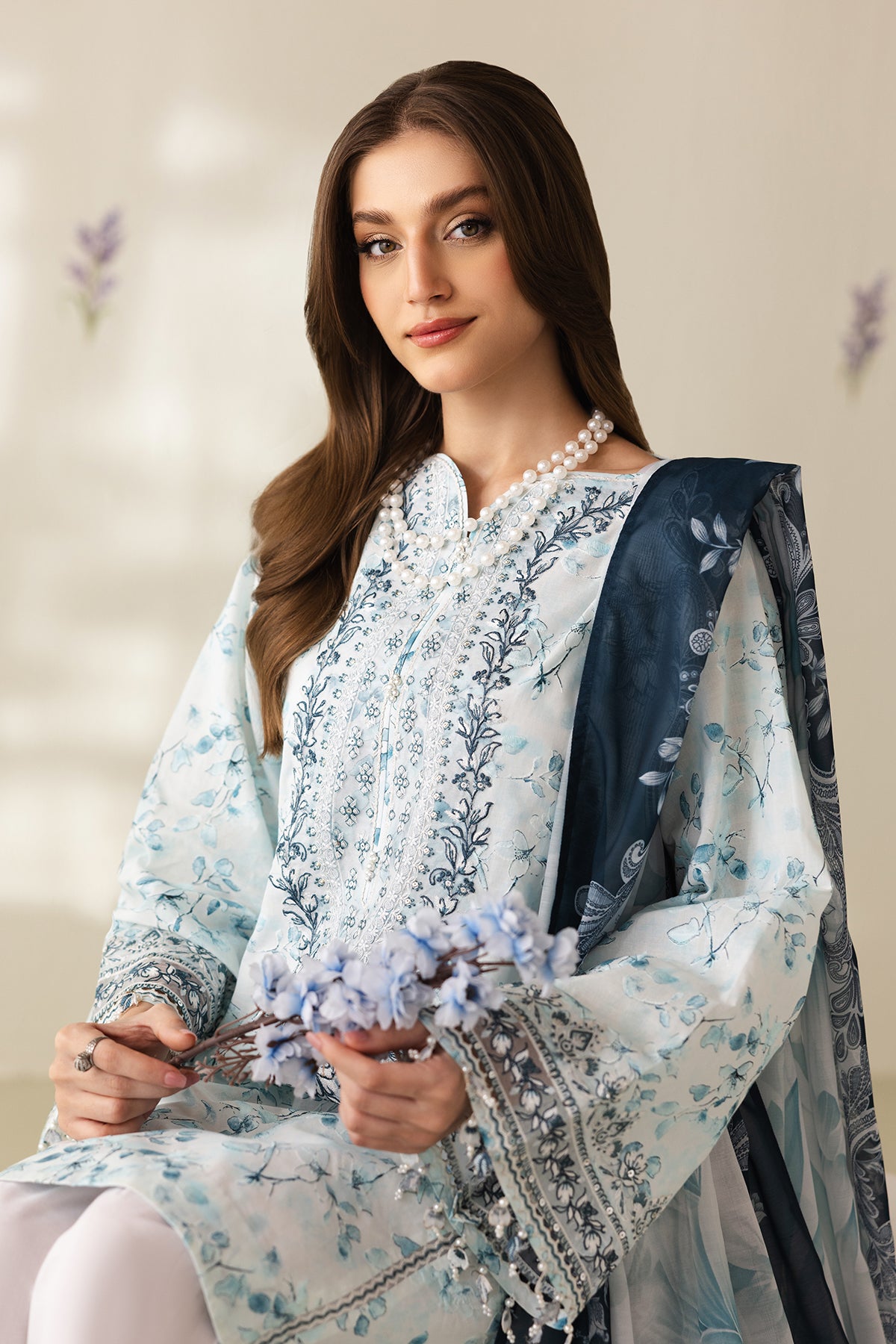 EMBROIDERED LAWN UF-4422