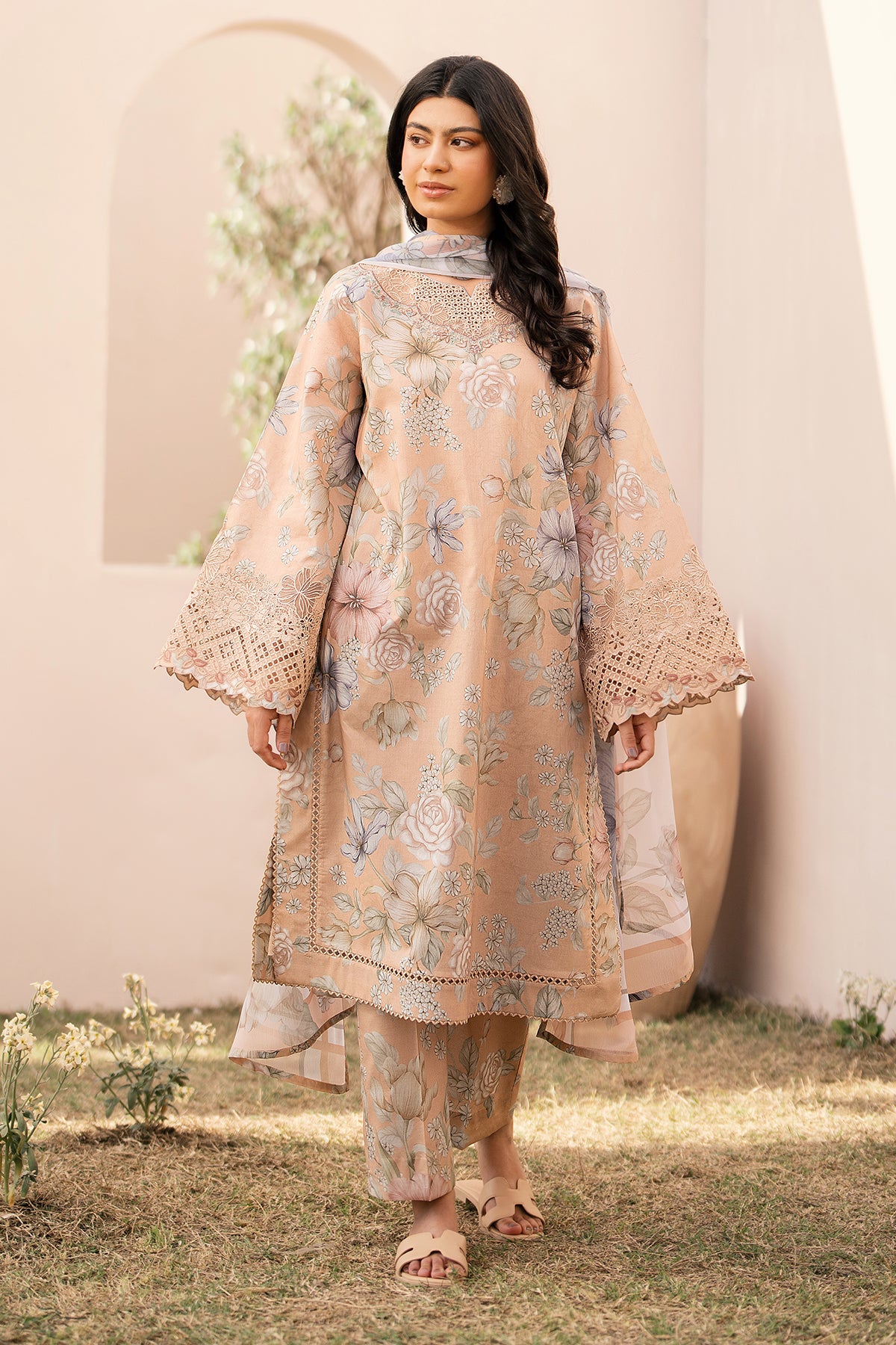 EMBROIDERED PRINTED LAWN UF-597