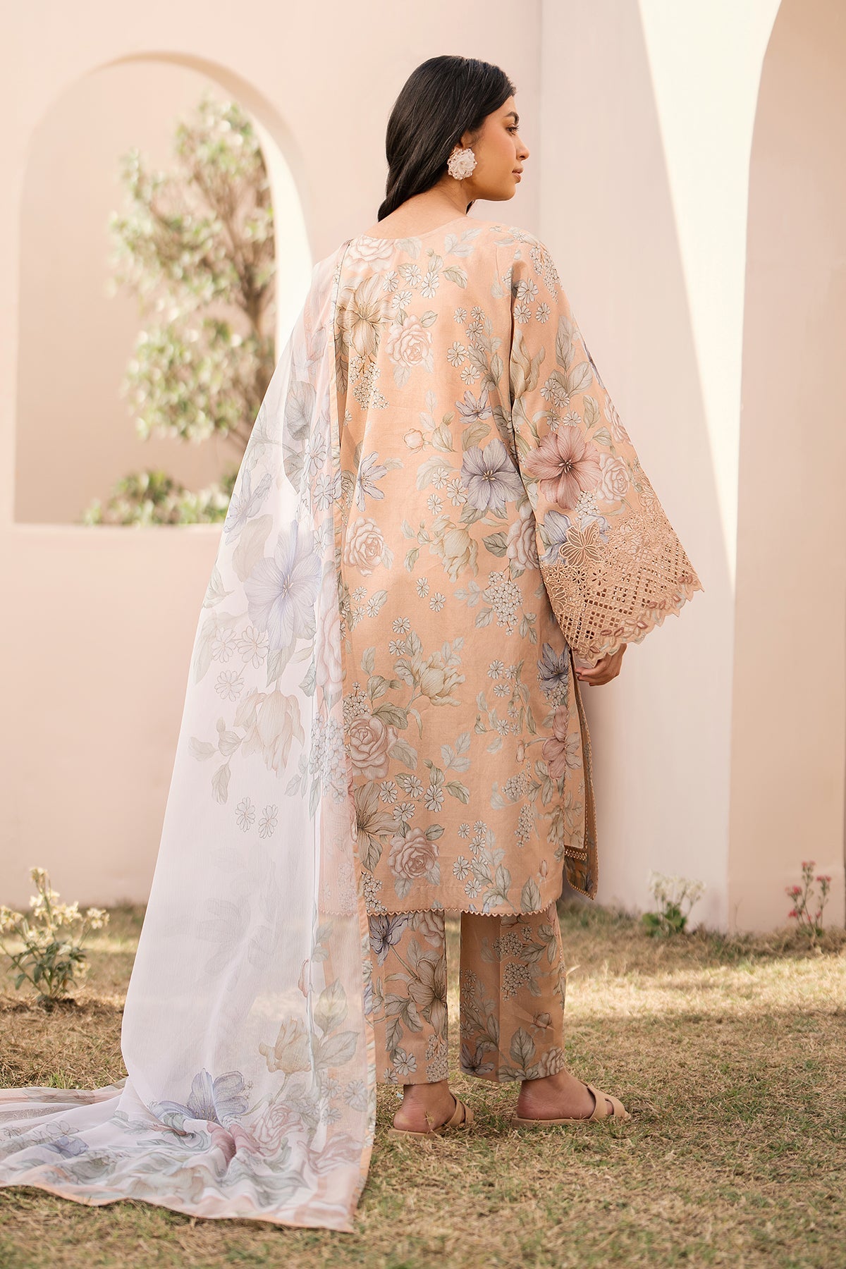 EMBROIDERED PRINTED LAWN SF-597