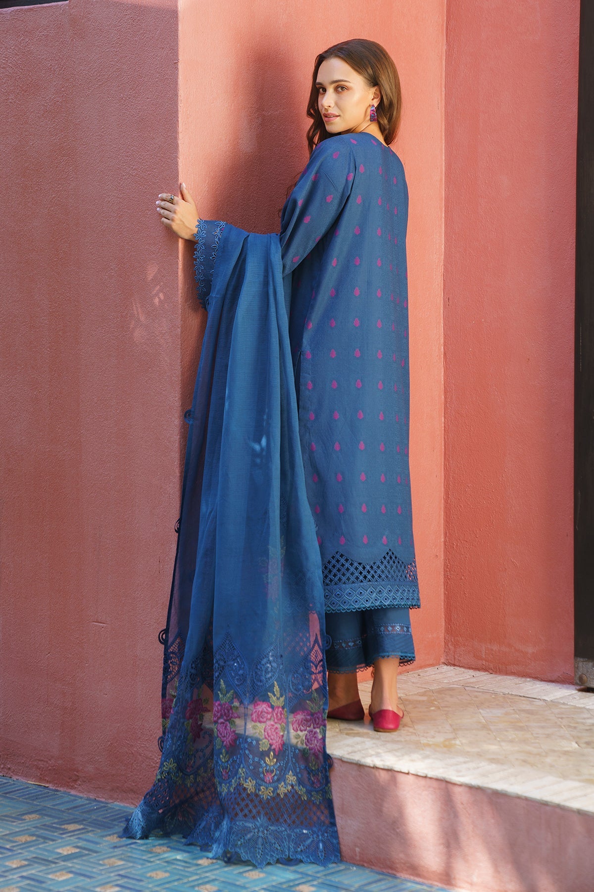 EMBROIDERED JACQUARD LAWN SF-571