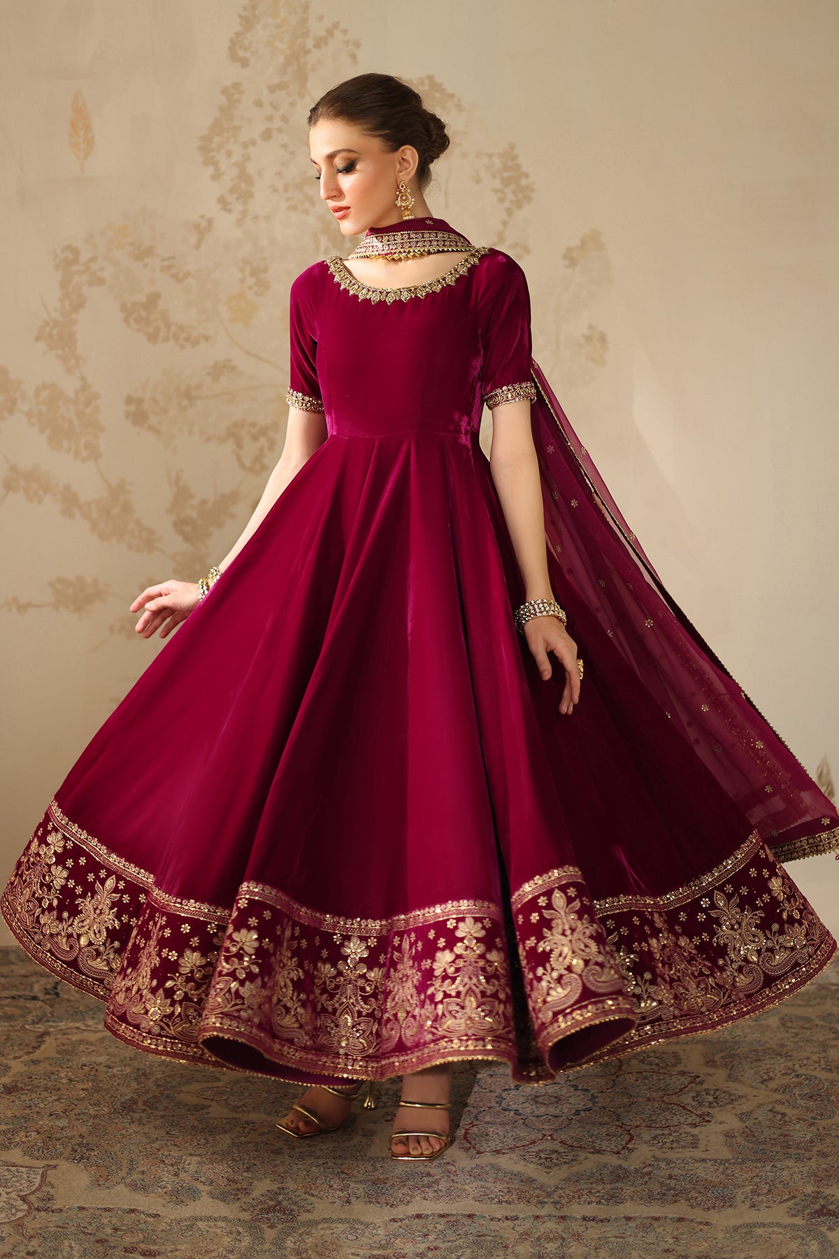 EMBROIDERED VELVET PR-1225