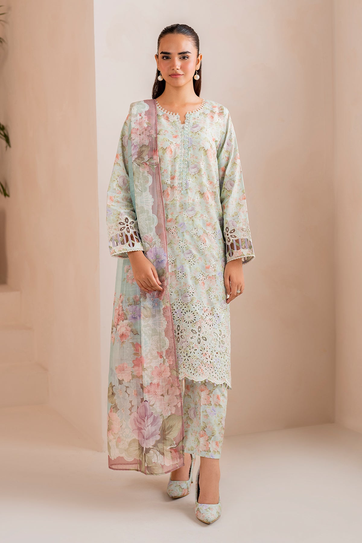 EMBROIDERED PRINTED LAWN UF-717