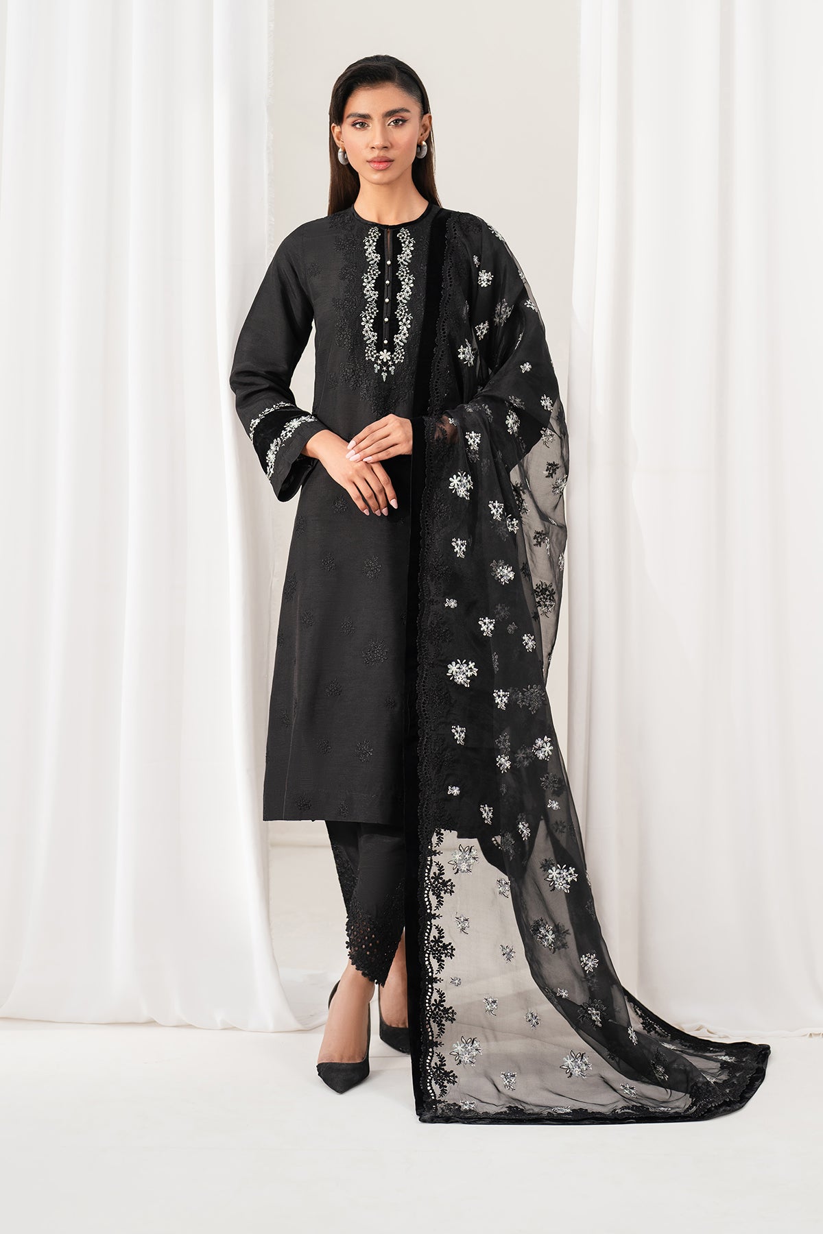 EMBROIDERED RAW SILK SF-4137