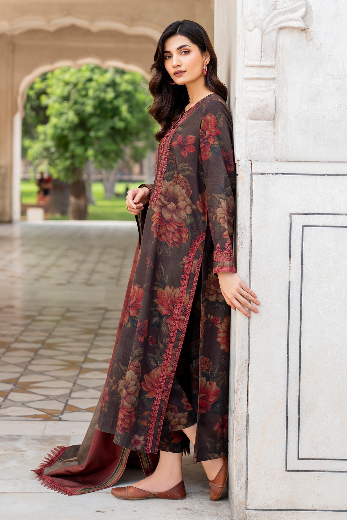 EMBROIDERED VISCOSE SF-735