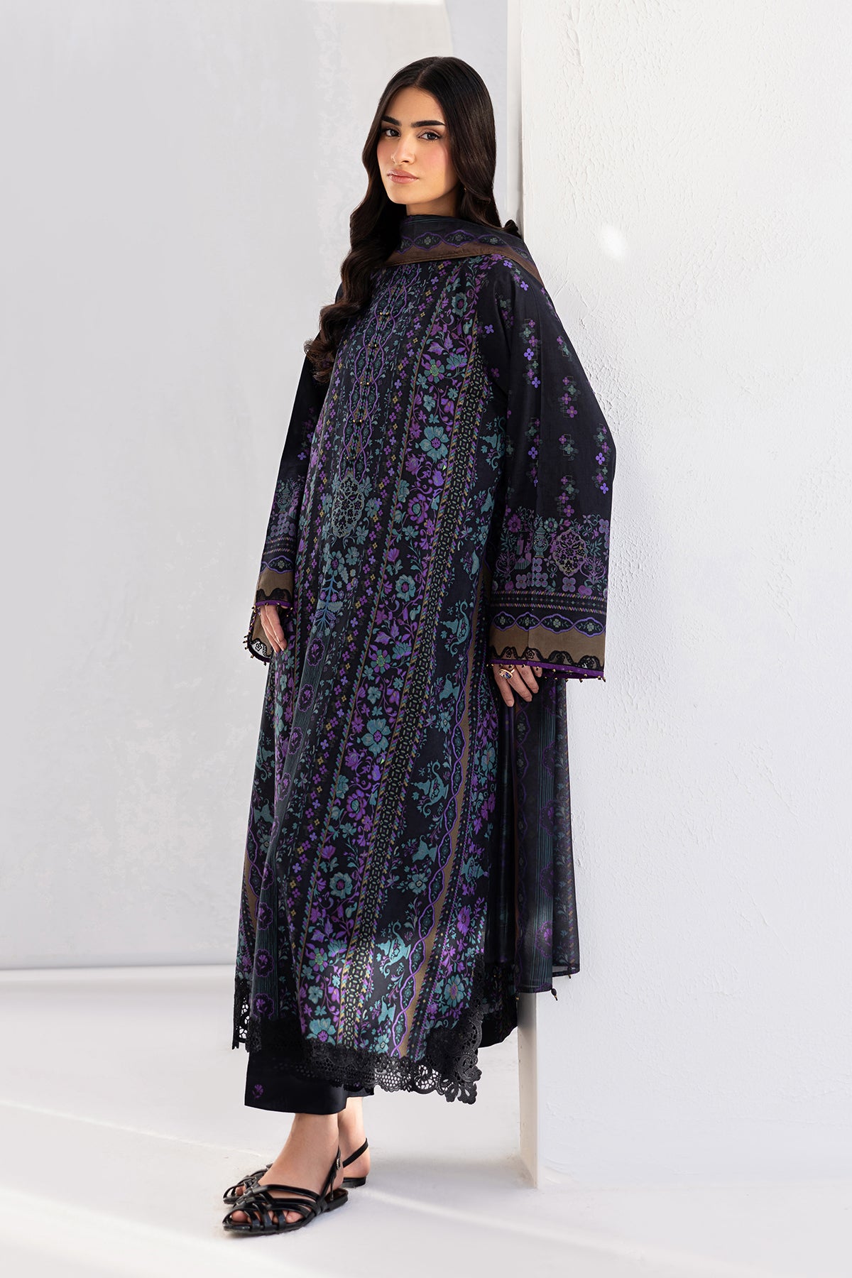 EMBROIDERED LAWN UF-4453