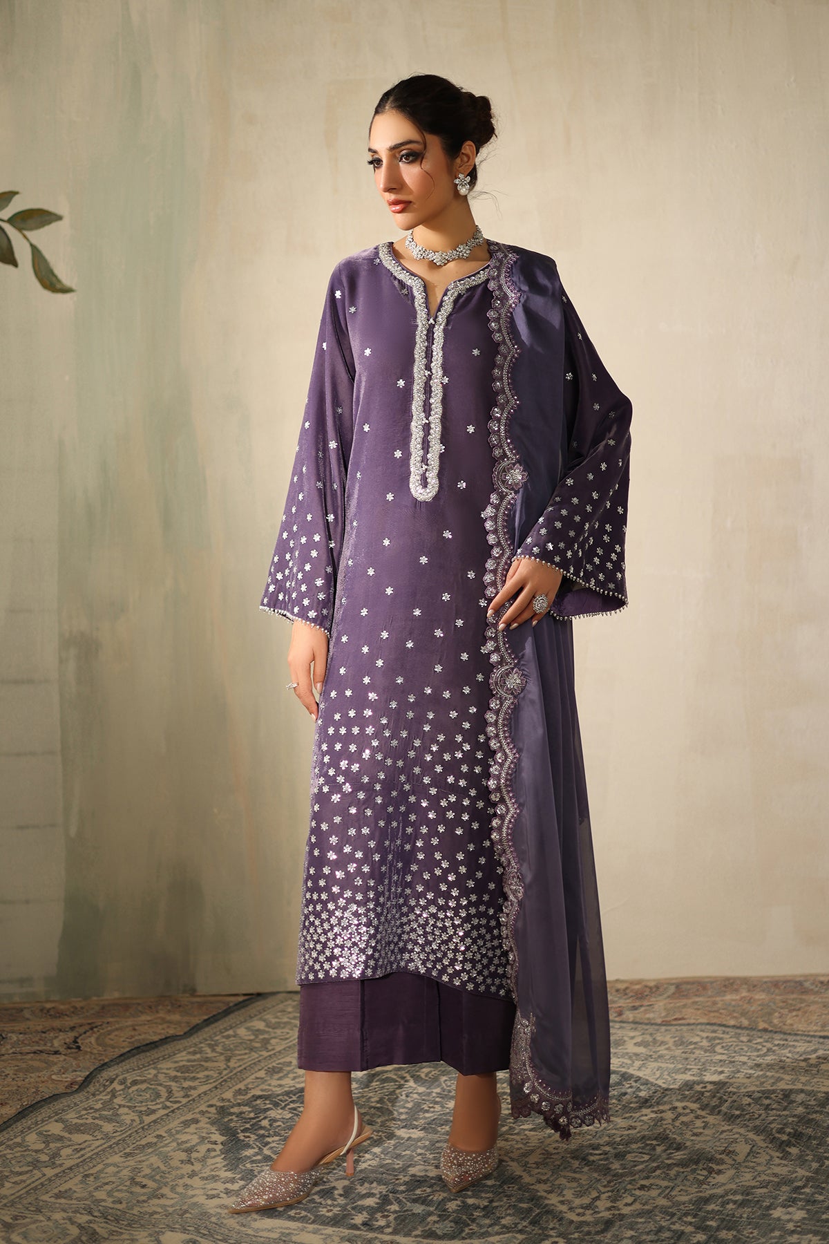 EMBROIDERED VELVET PR-1226