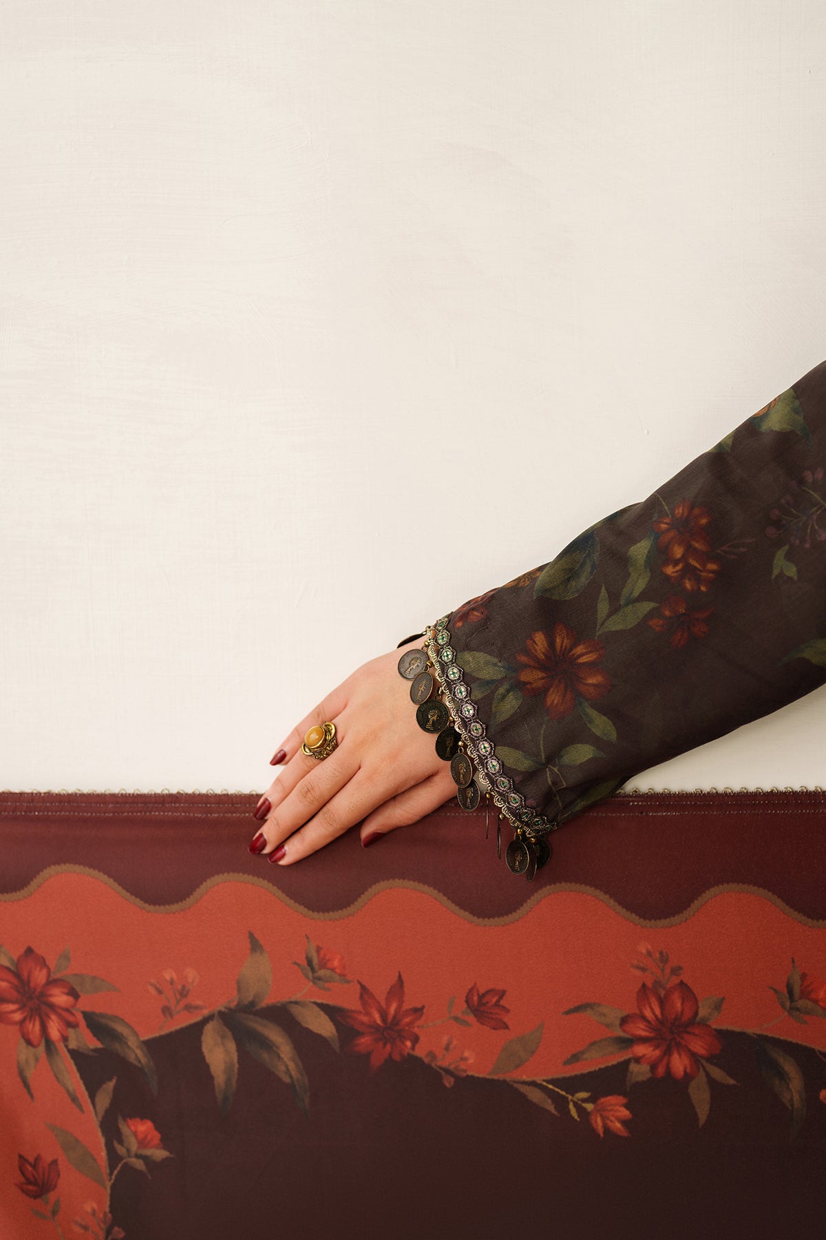 EMBROIDERED VISCOSE SILK UF-4279