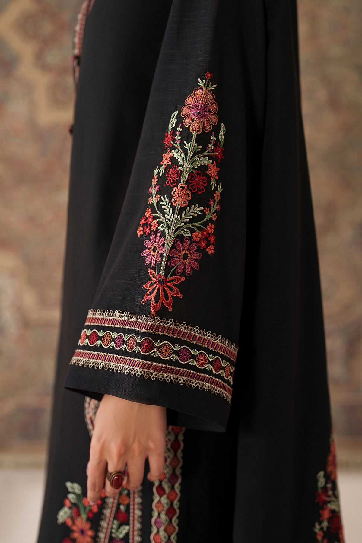 EMBROIDERED KHADDAR SF-4346